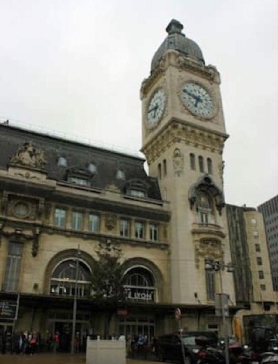 Studio de 35m2 à 5 minutes de la Gare de Lyon
