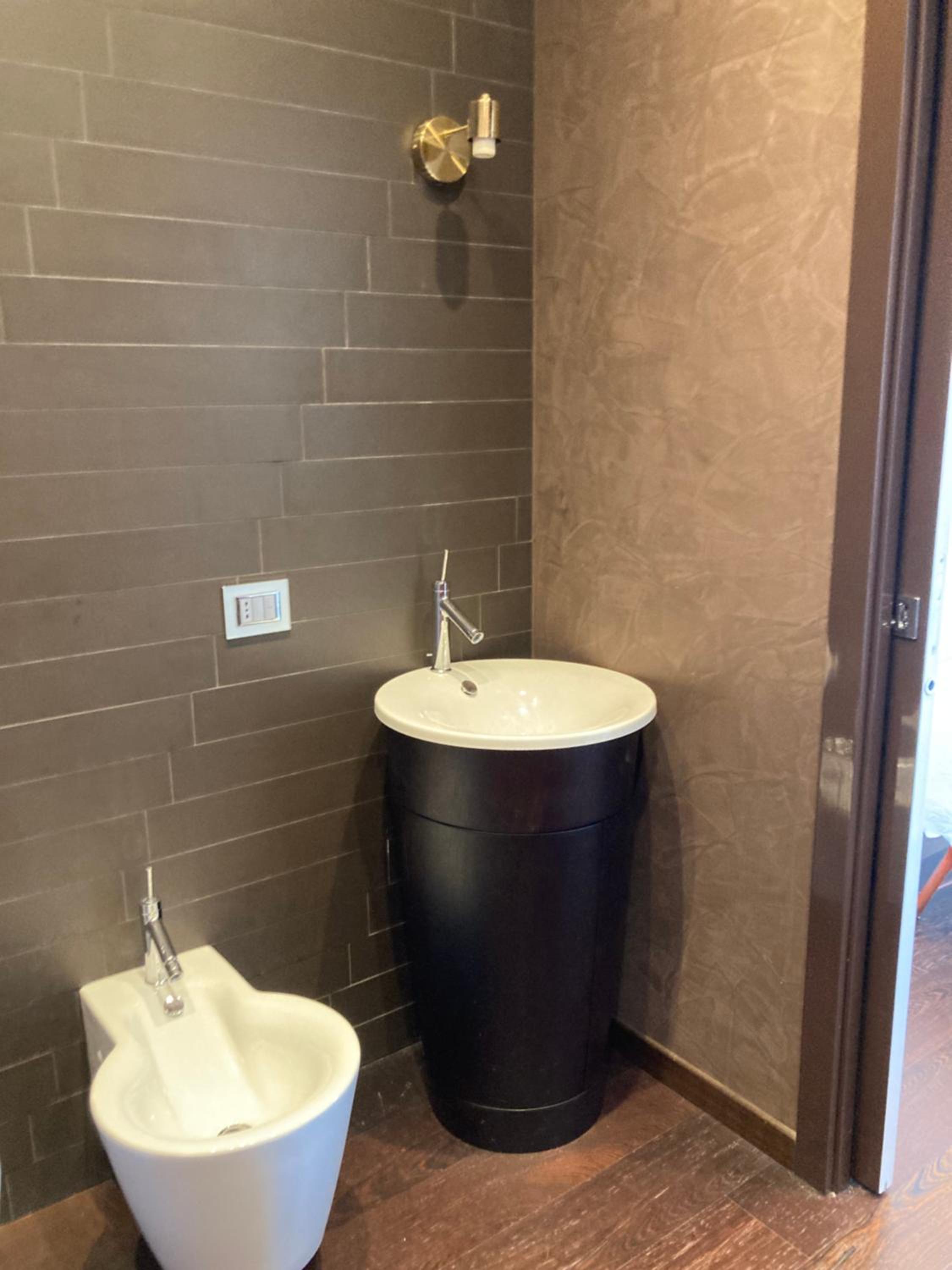 A Mari en Taormina — bathroom