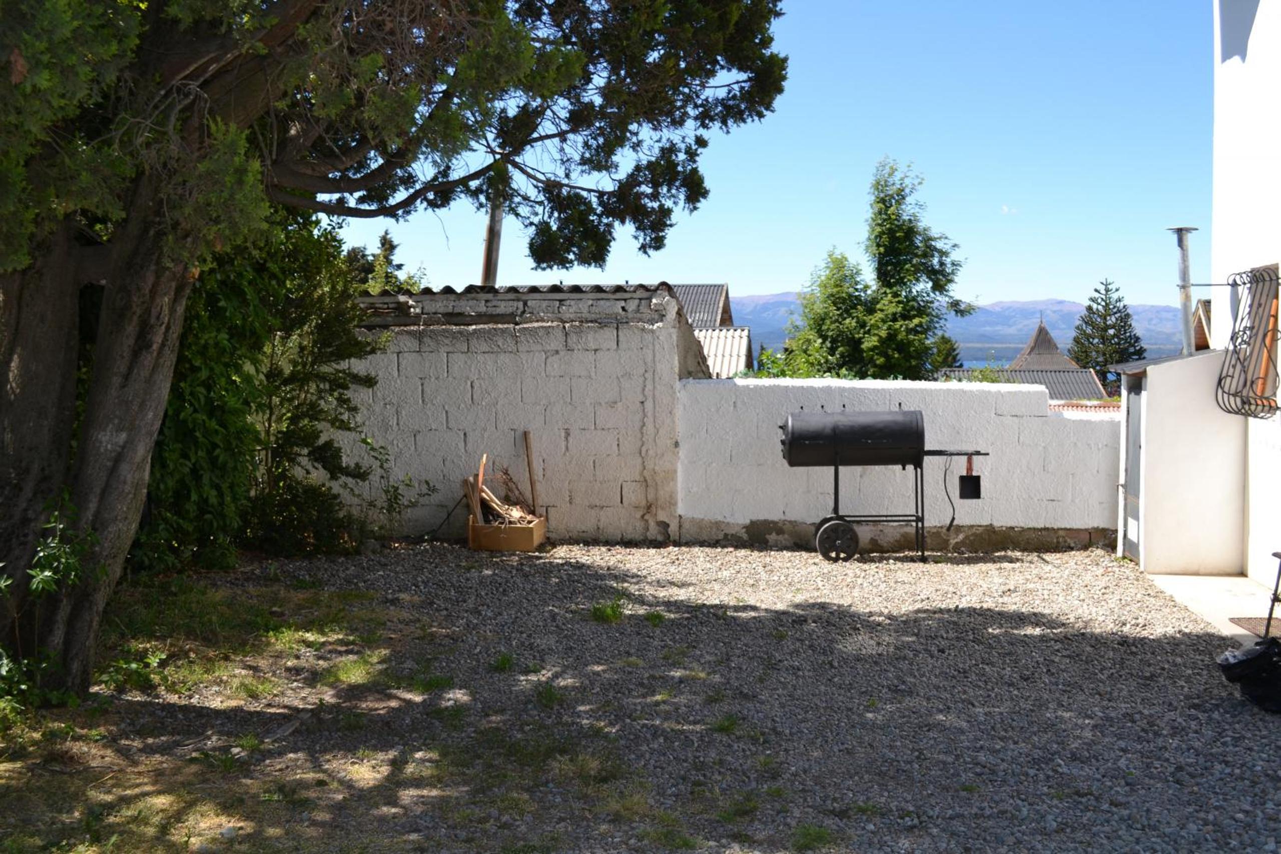 Casa Juancito con parrilla y estacionamiento