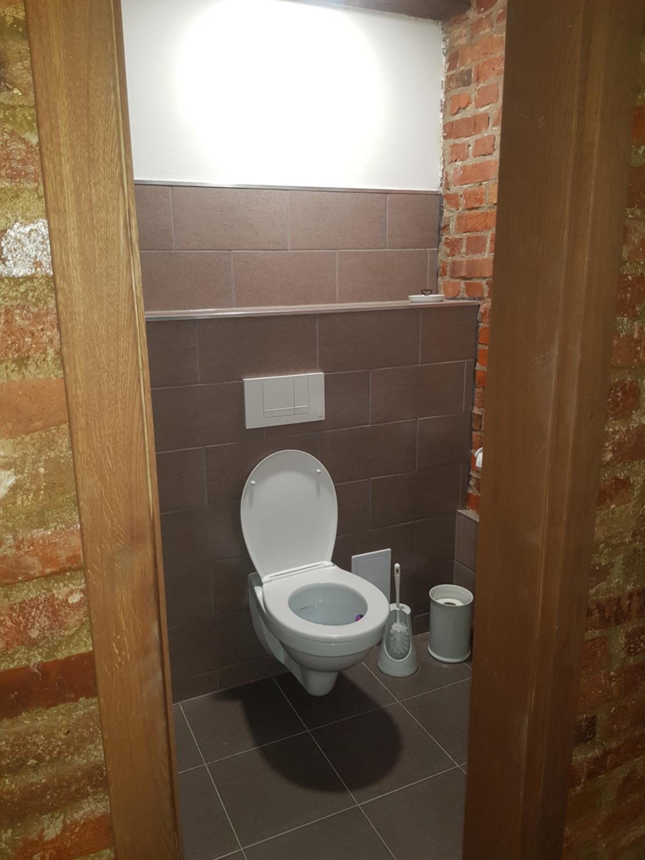 Penzion na statku Březová