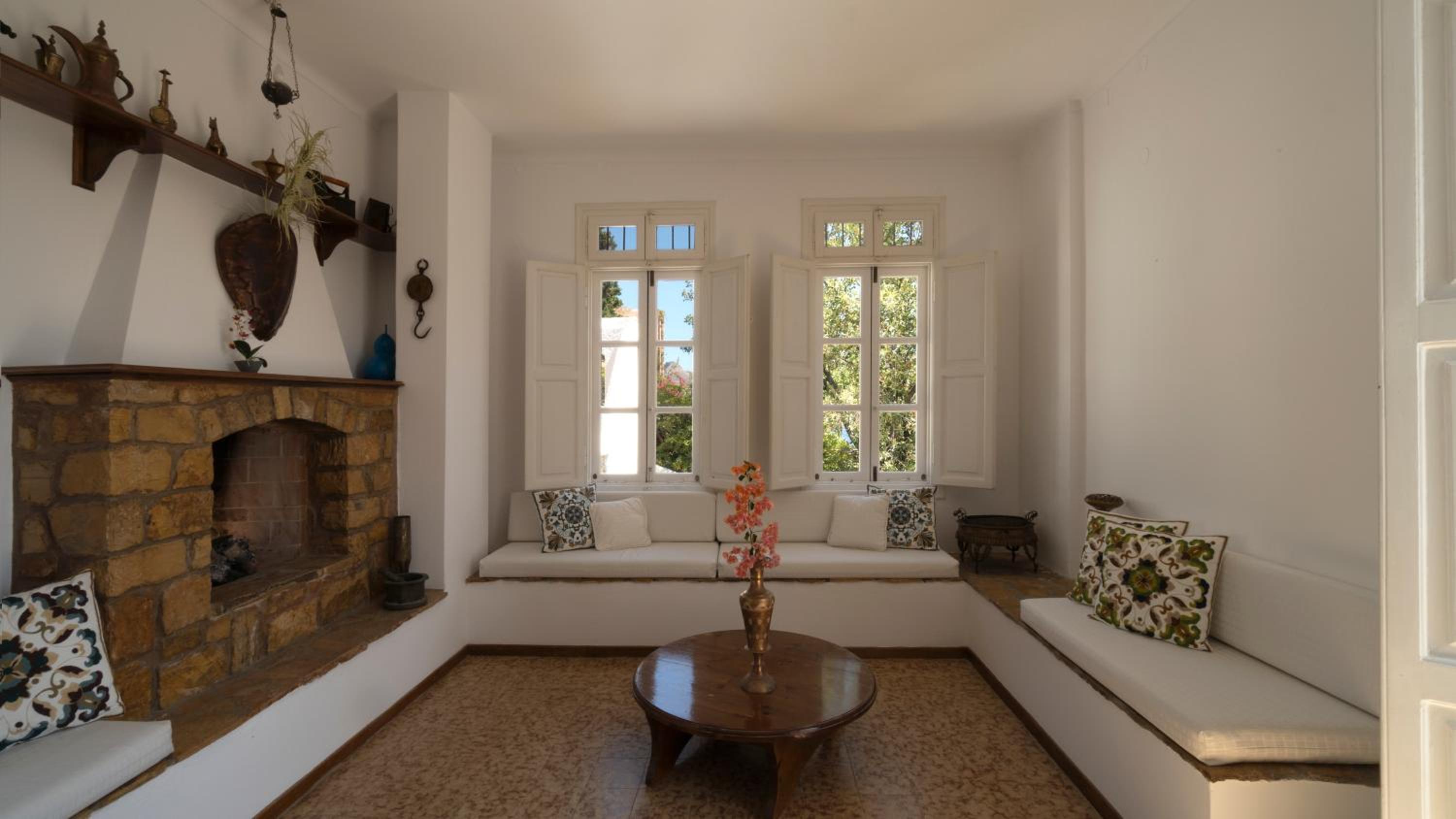 Ivi Beach Front Villa, Leros view 4