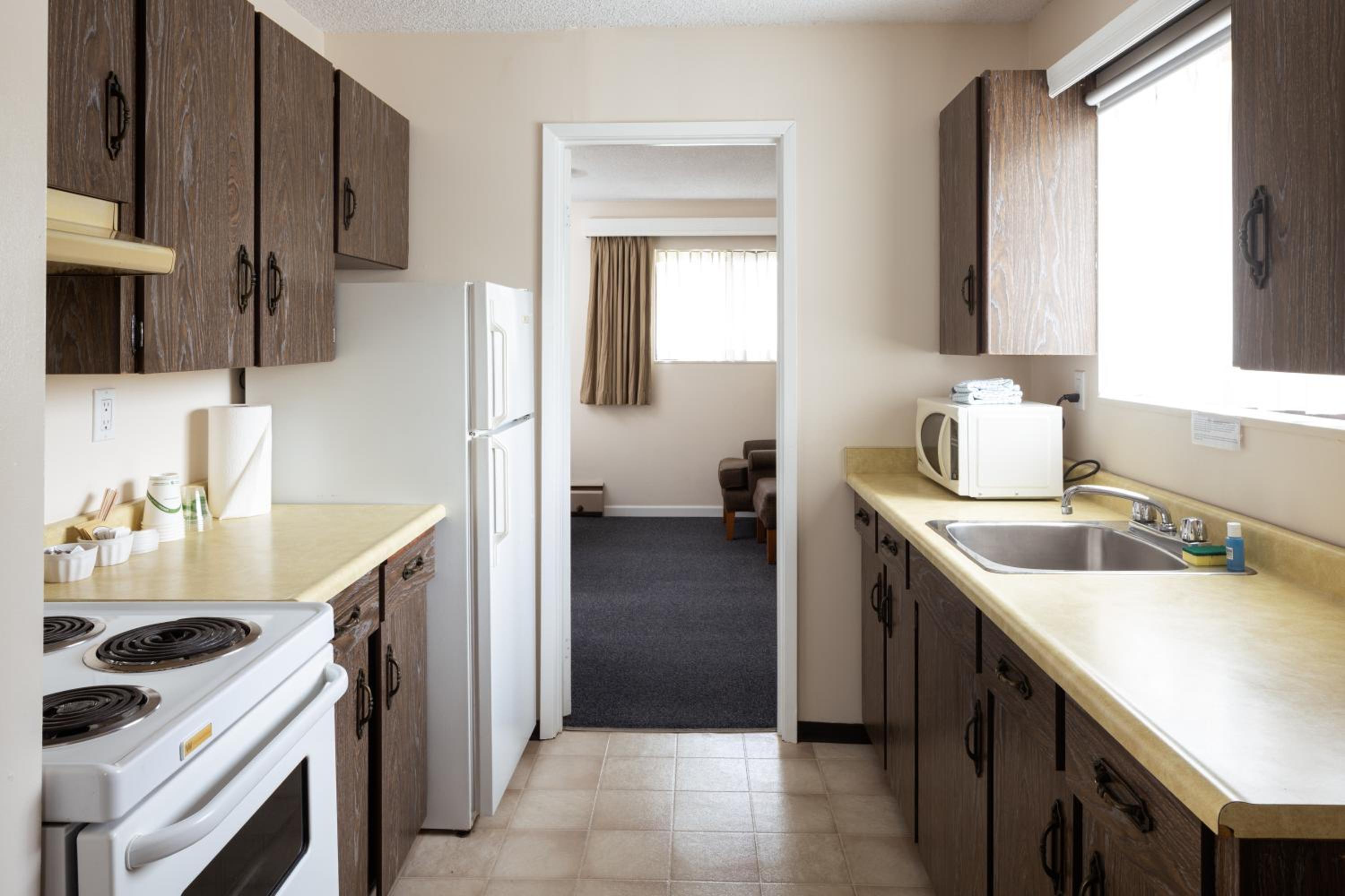 Robin Hood Inn and Suites