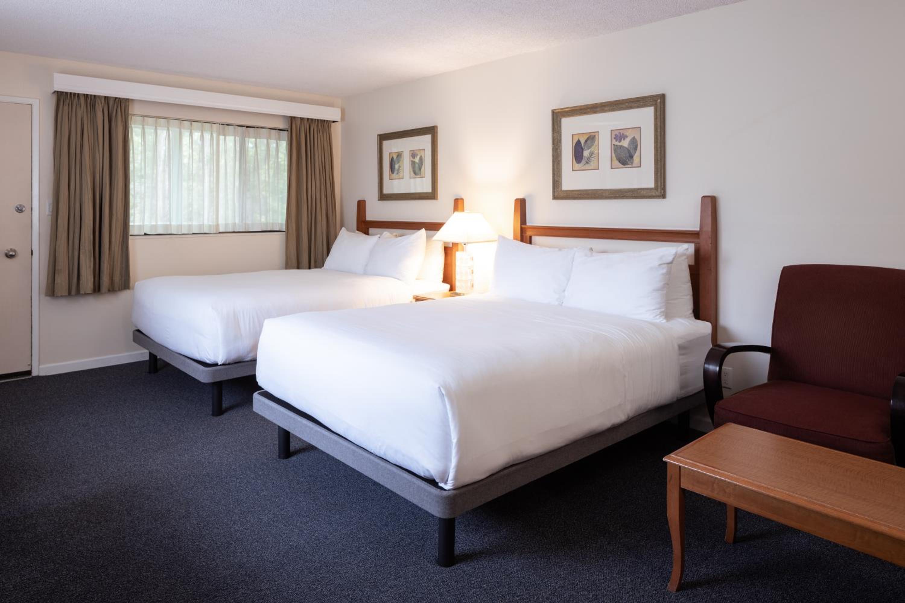 Robin Hood Inn and Suites
