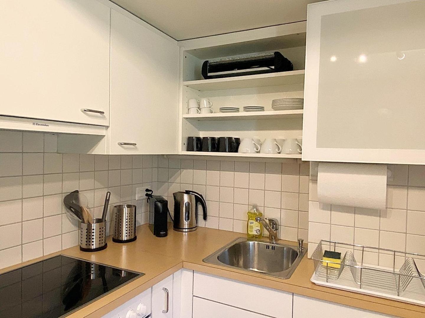 S11-1 - 70m2 mit Seeblick, Balkon, Serlas, Parkplatz