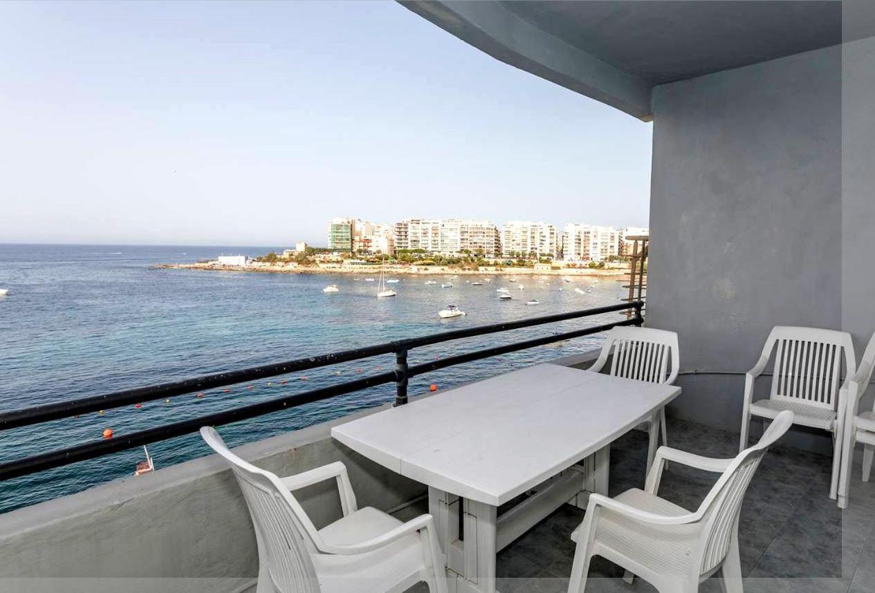 St Julians' Sea Front, Spectacular View, Apartment — St Julian's