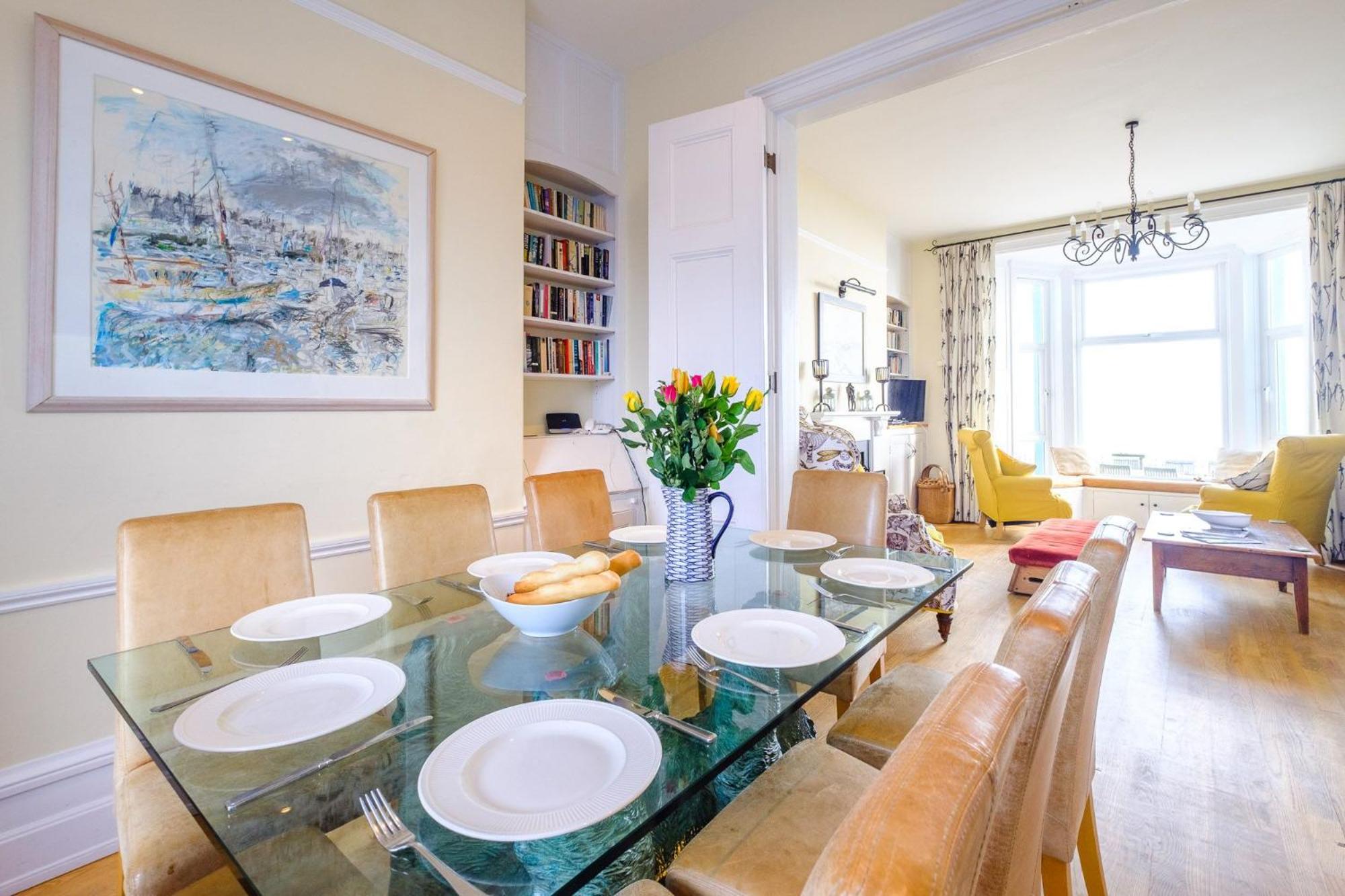 Gunfleet, Aldeburgh - A Large Seafront House with Stunning Sea Views from all the floors, Sleeps 14 - Aldeburgh Coastal Cottages view 2