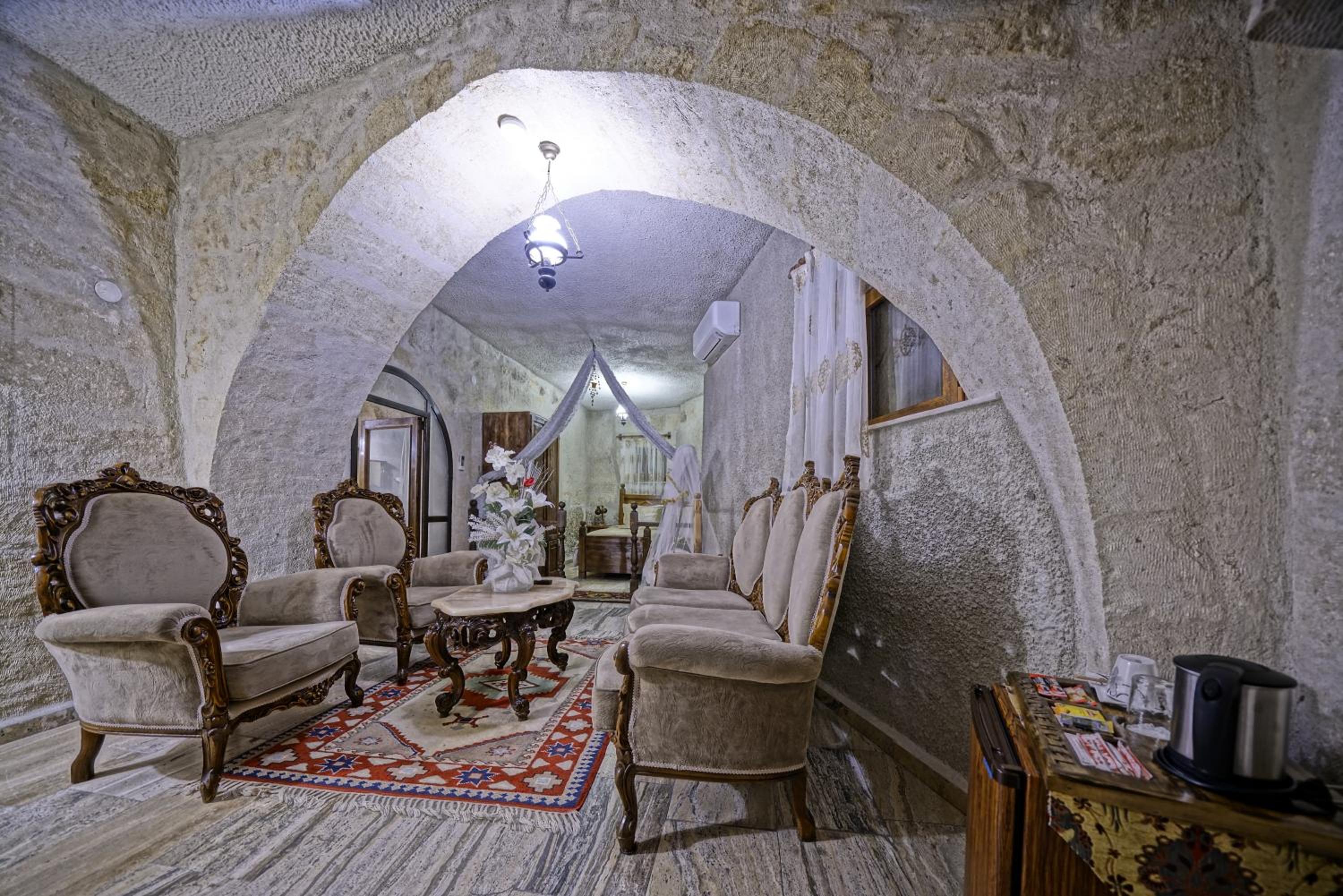 Maccan Cave Hotel - Image 34