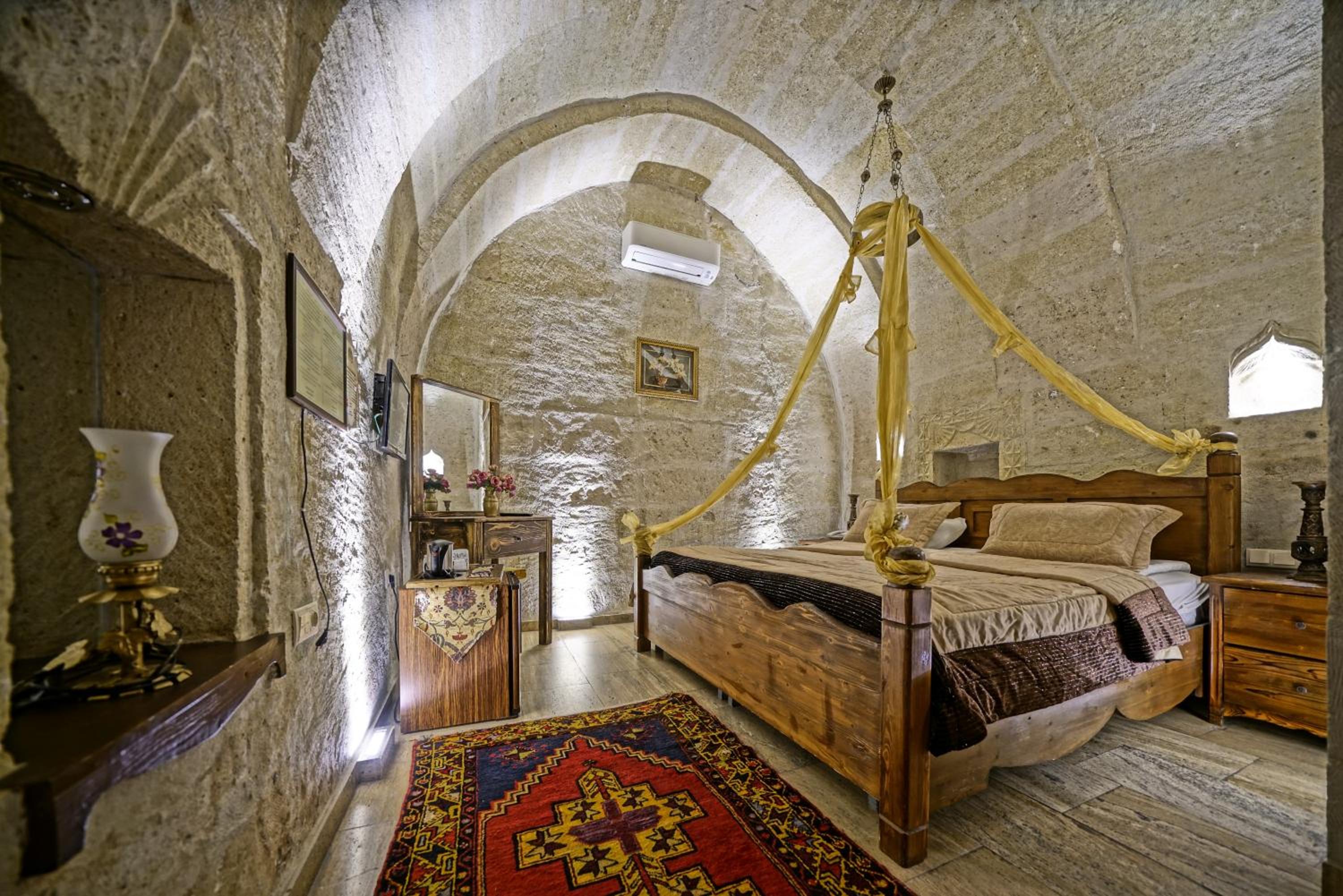 Maccan Cave Hotel - Image 32