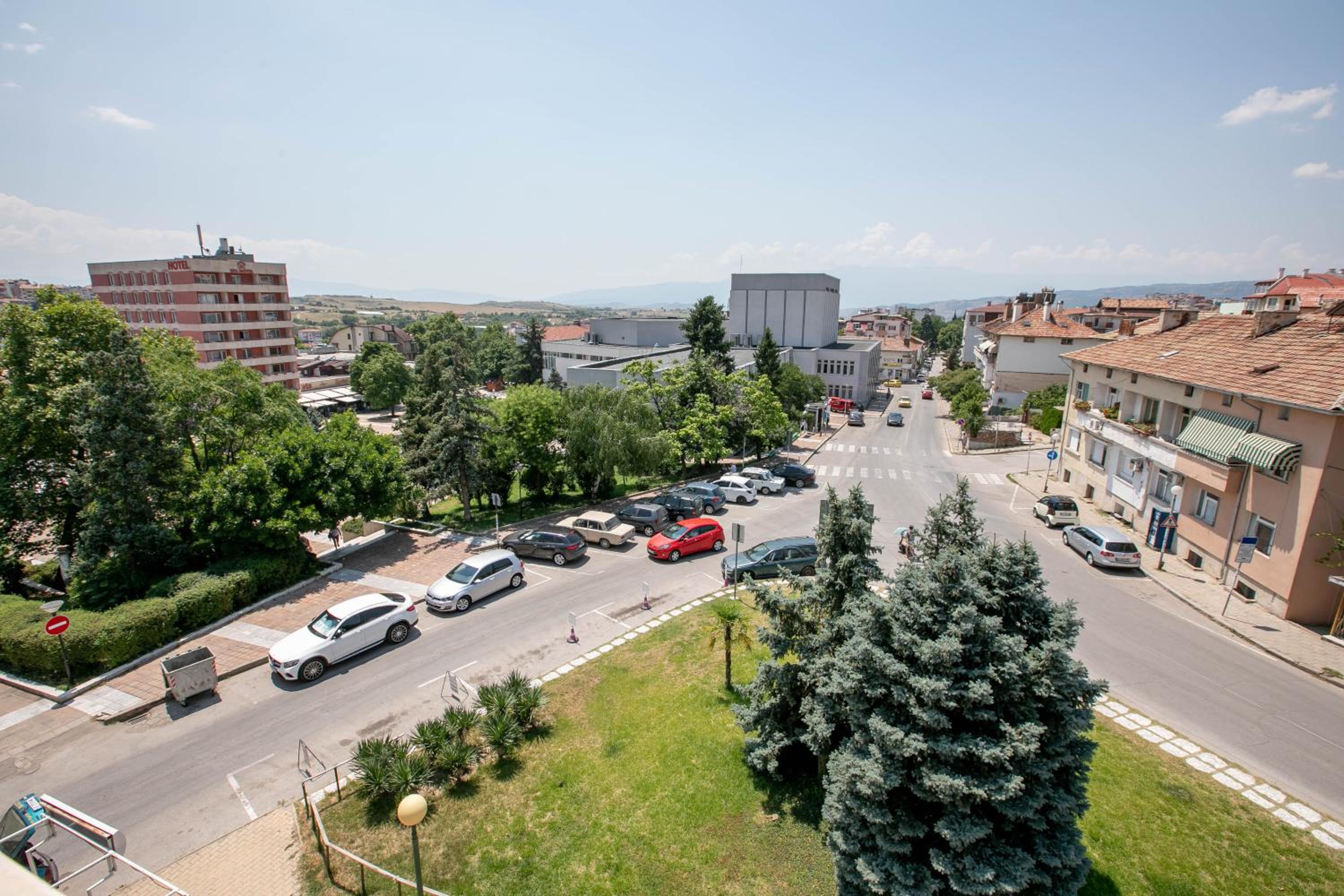 Family Hotel Ambrozia