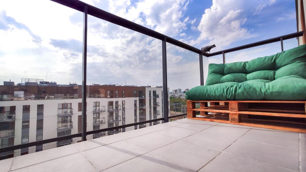 Wrocławska Two Bedroom Apartment