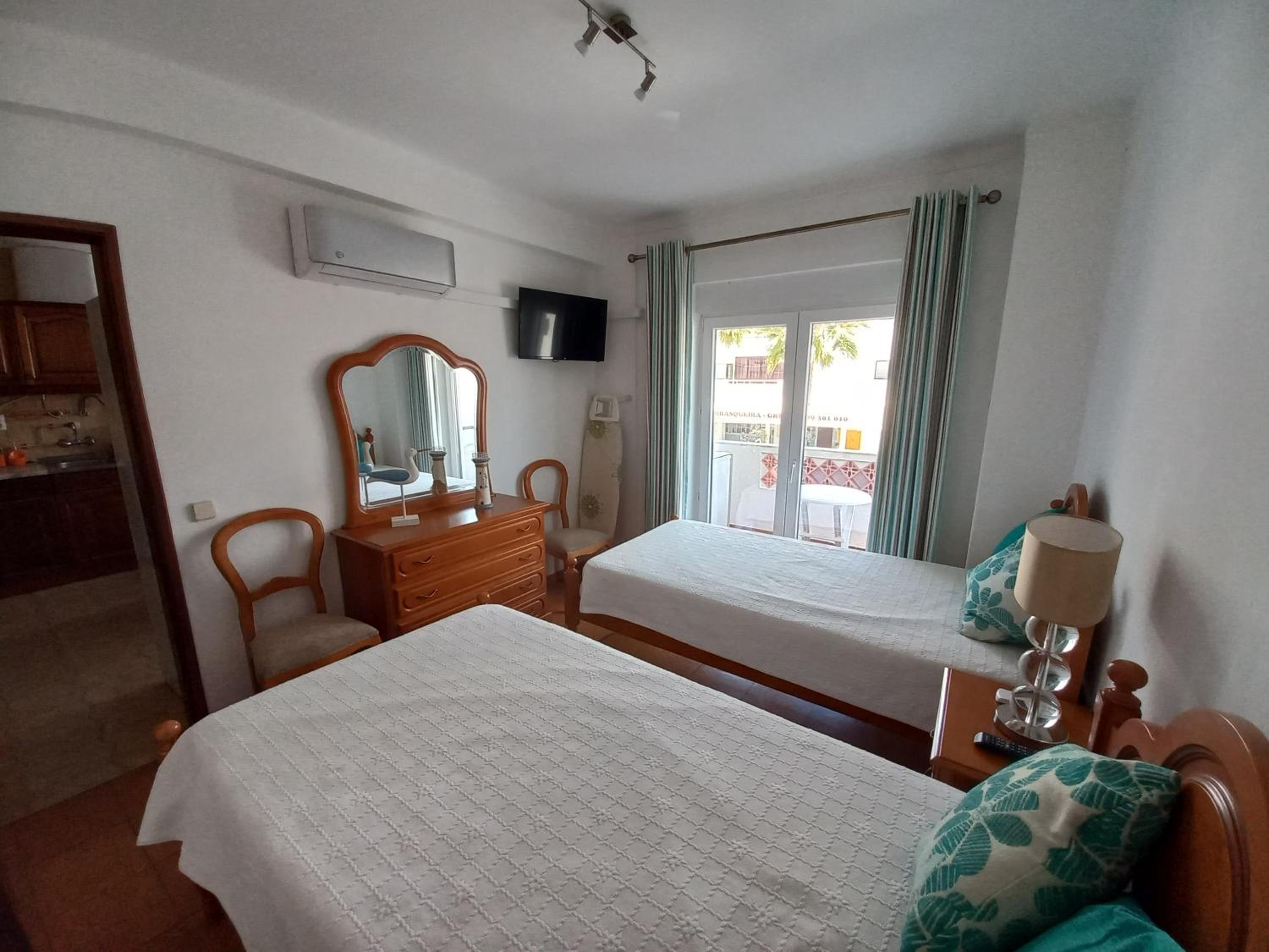 Regueiró Quarteira Beach Apartment