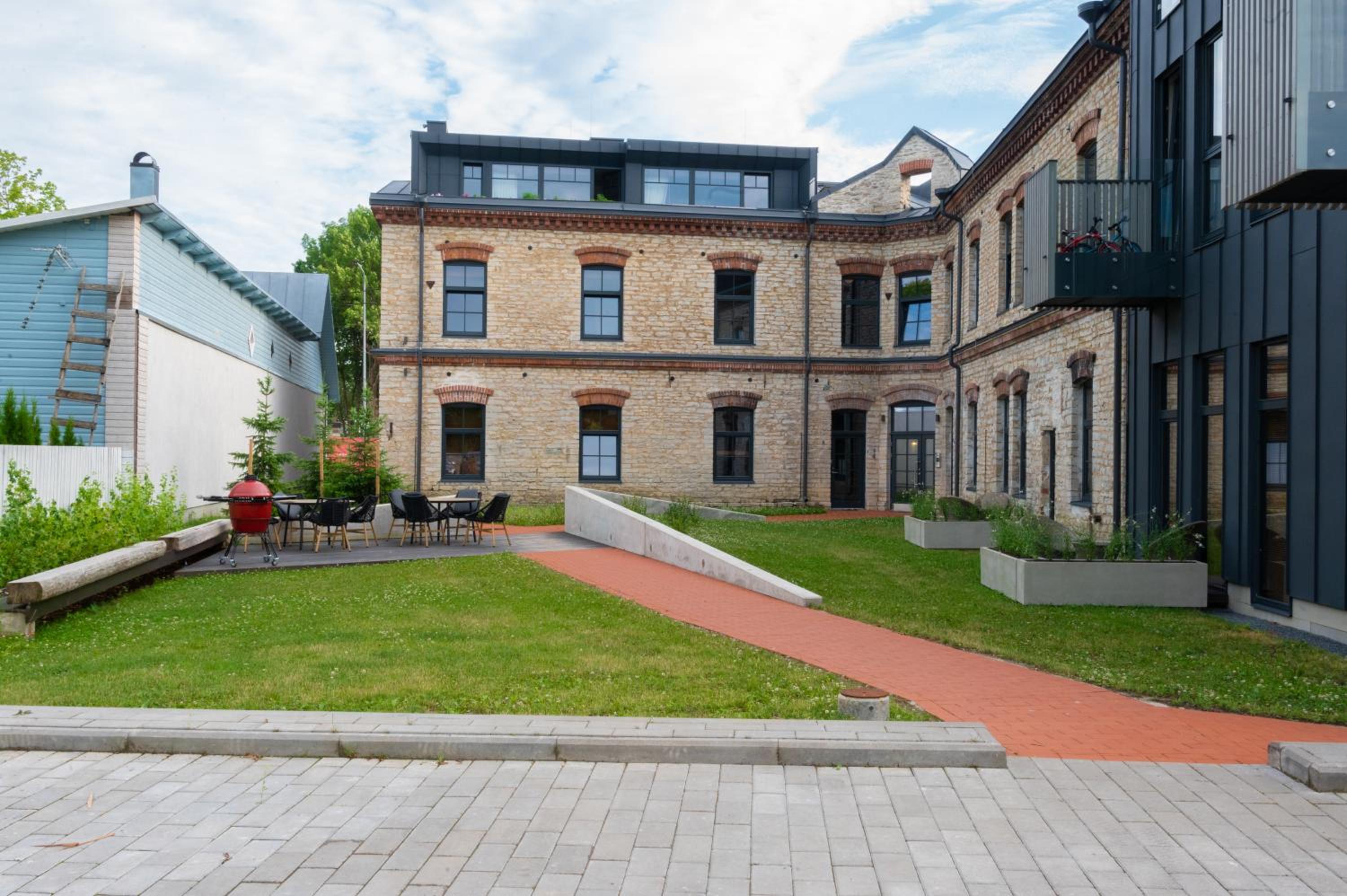 Central Park Residence