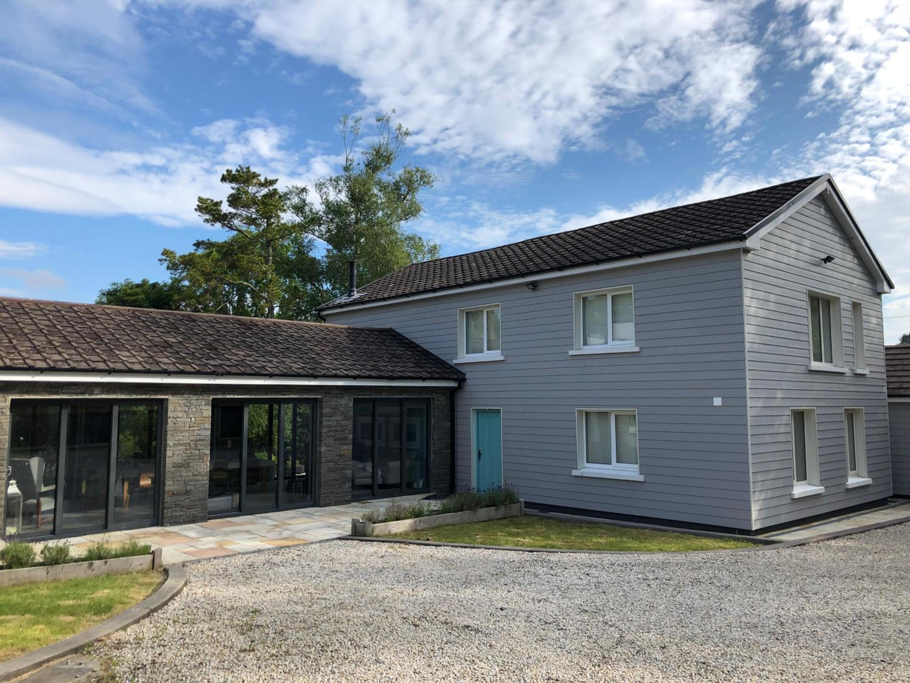 Ealu Mor - Ballylickey, West Cork Escape by the sea and on the Wild Atlantic Way view 3