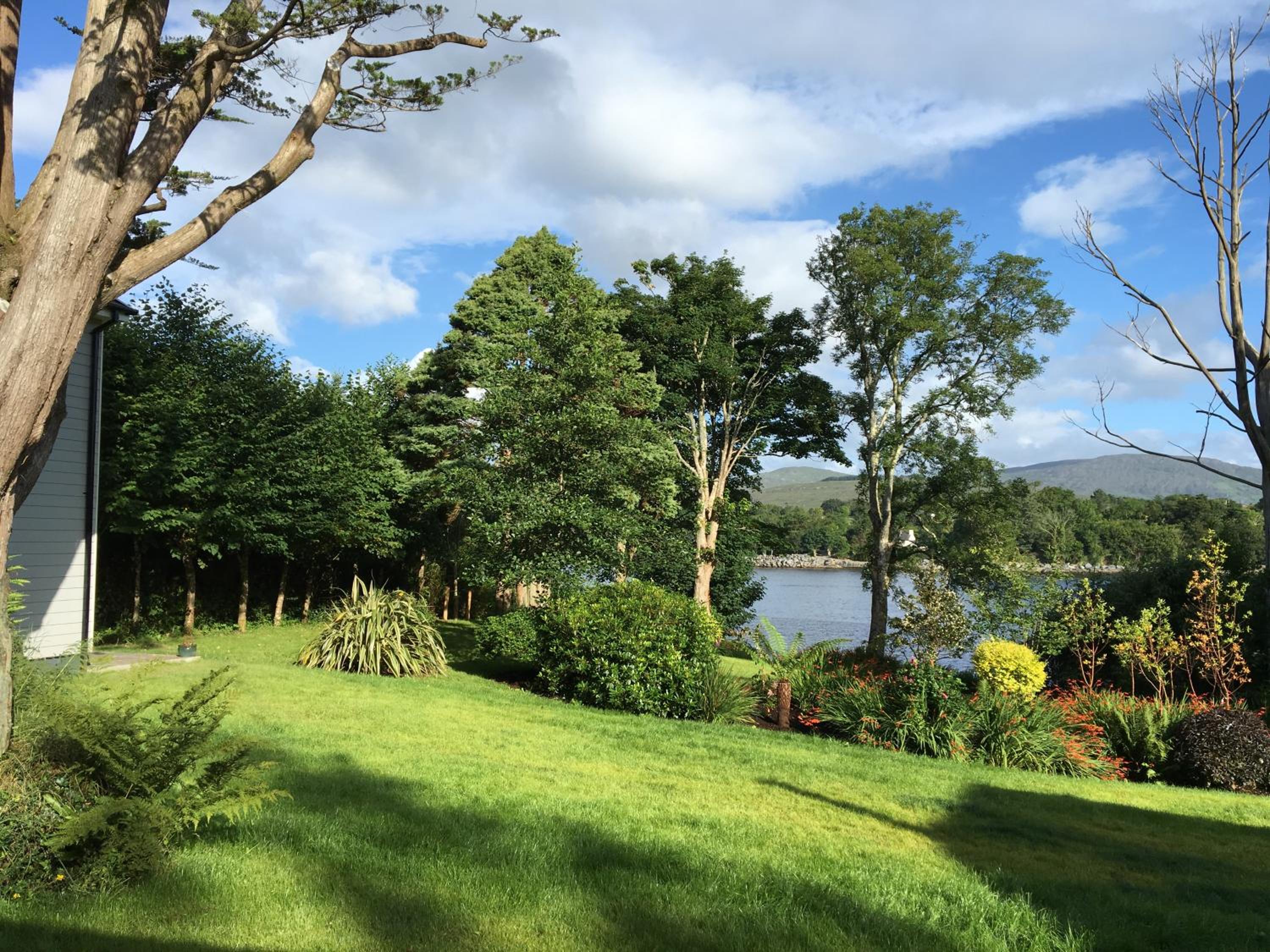 Ealu Mor - Ballylickey, West Cork Escape by the sea and on the Wild Atlantic Way view 5