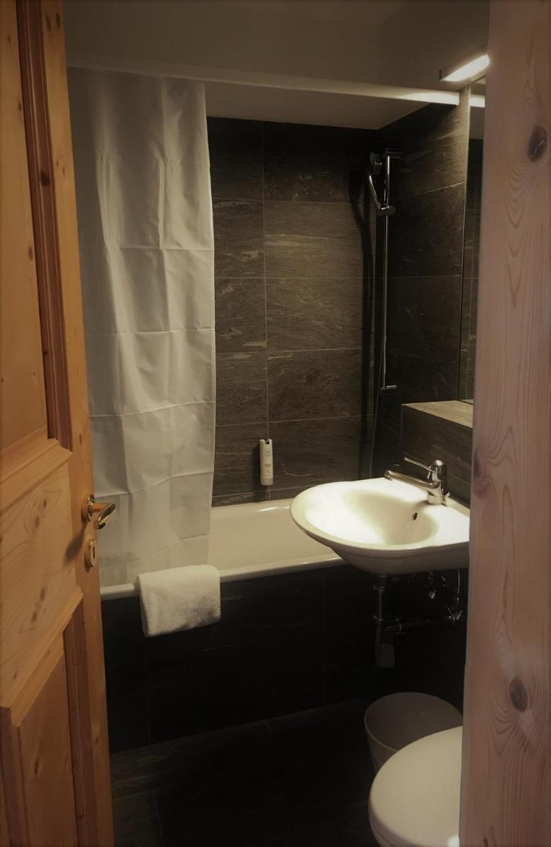 Photo 28