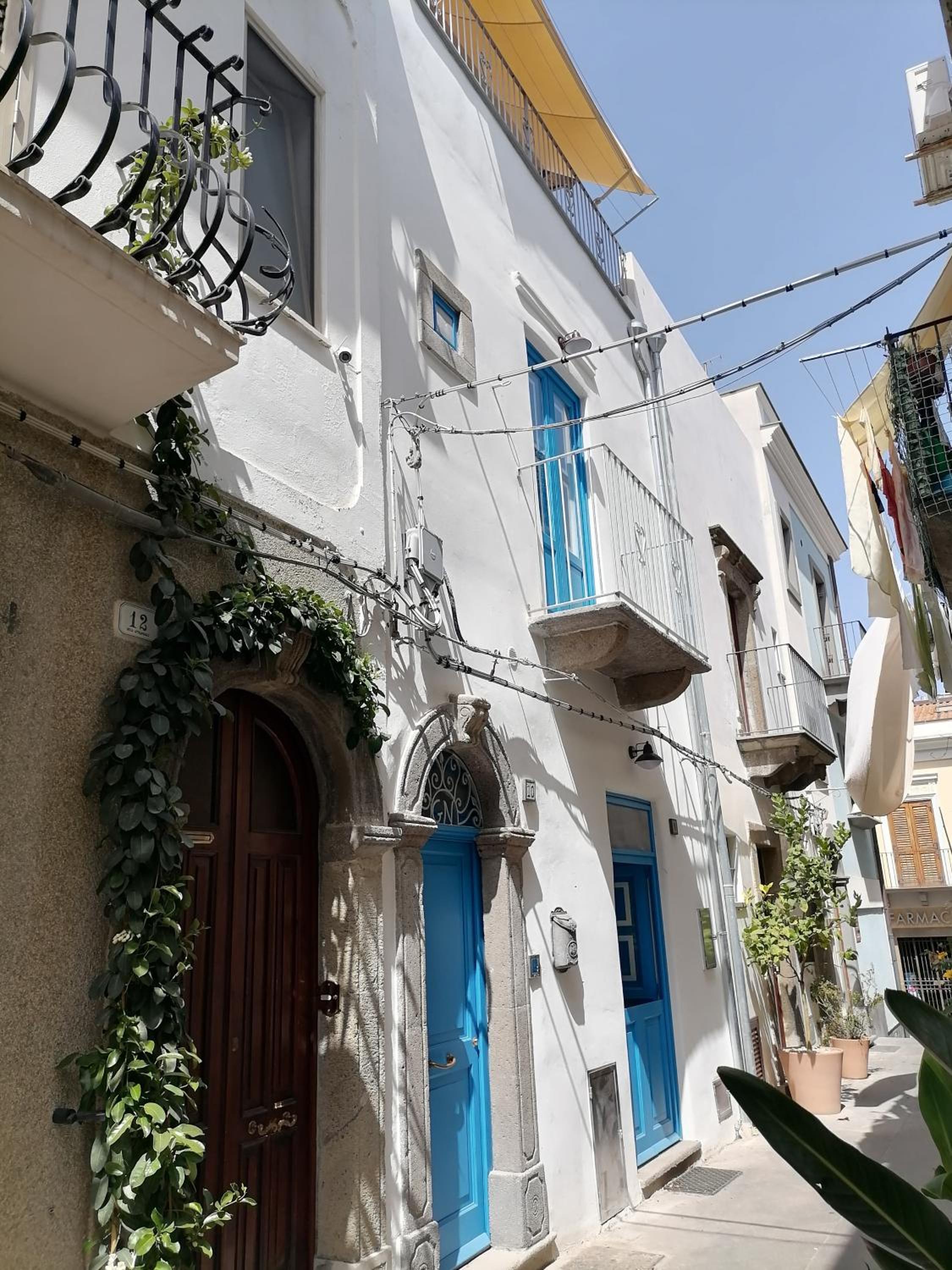"la casa dell'architetto" con terrazza panoramica in centro storico e a due passi dal porto photo 4