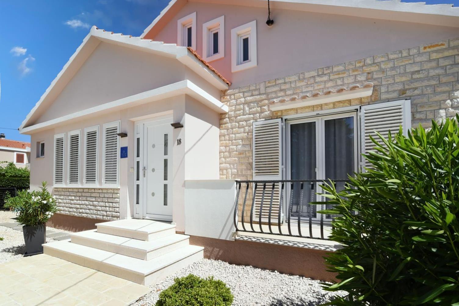Holiday home Eden view 4
