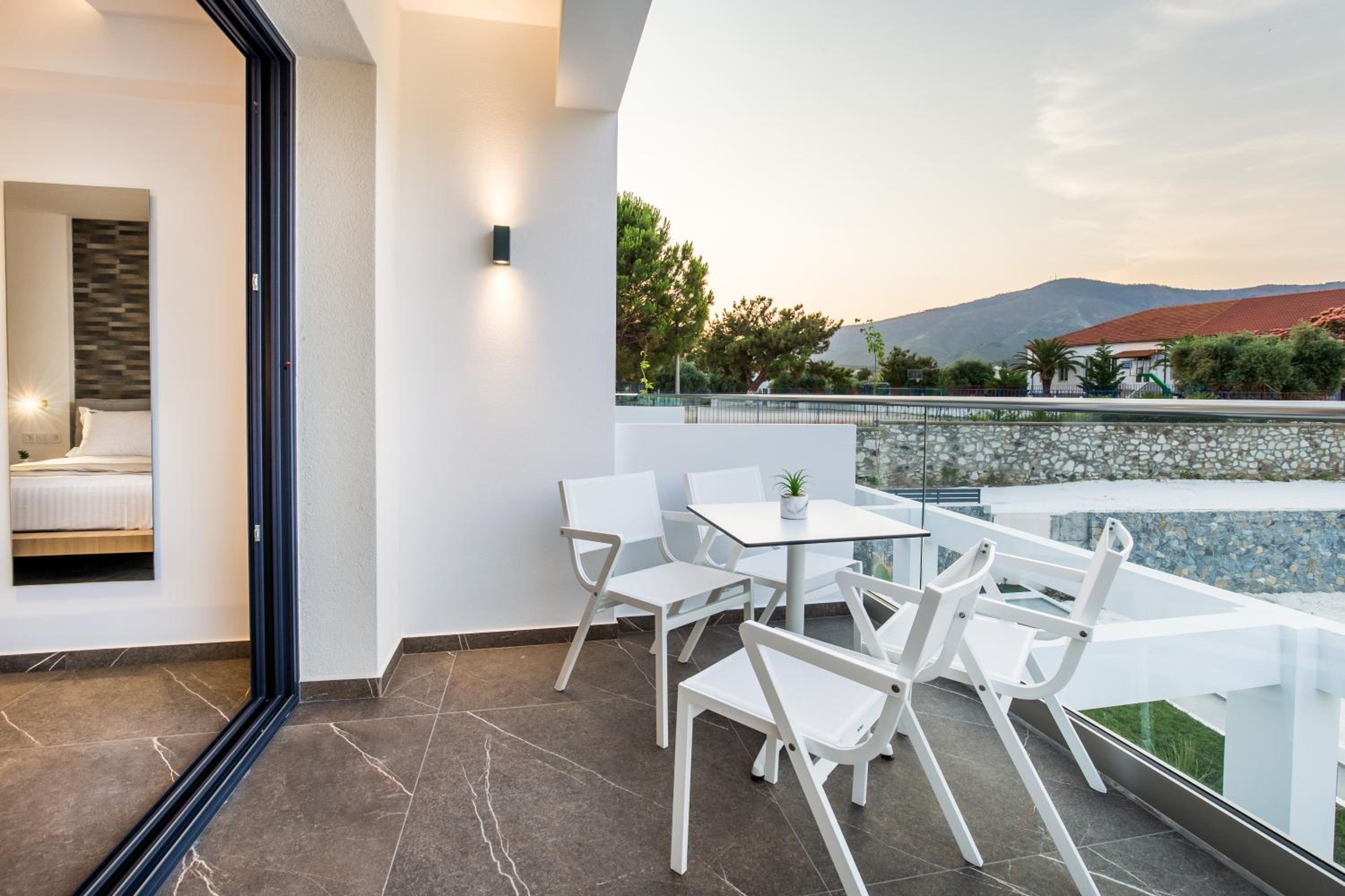 Epicentrum Suites