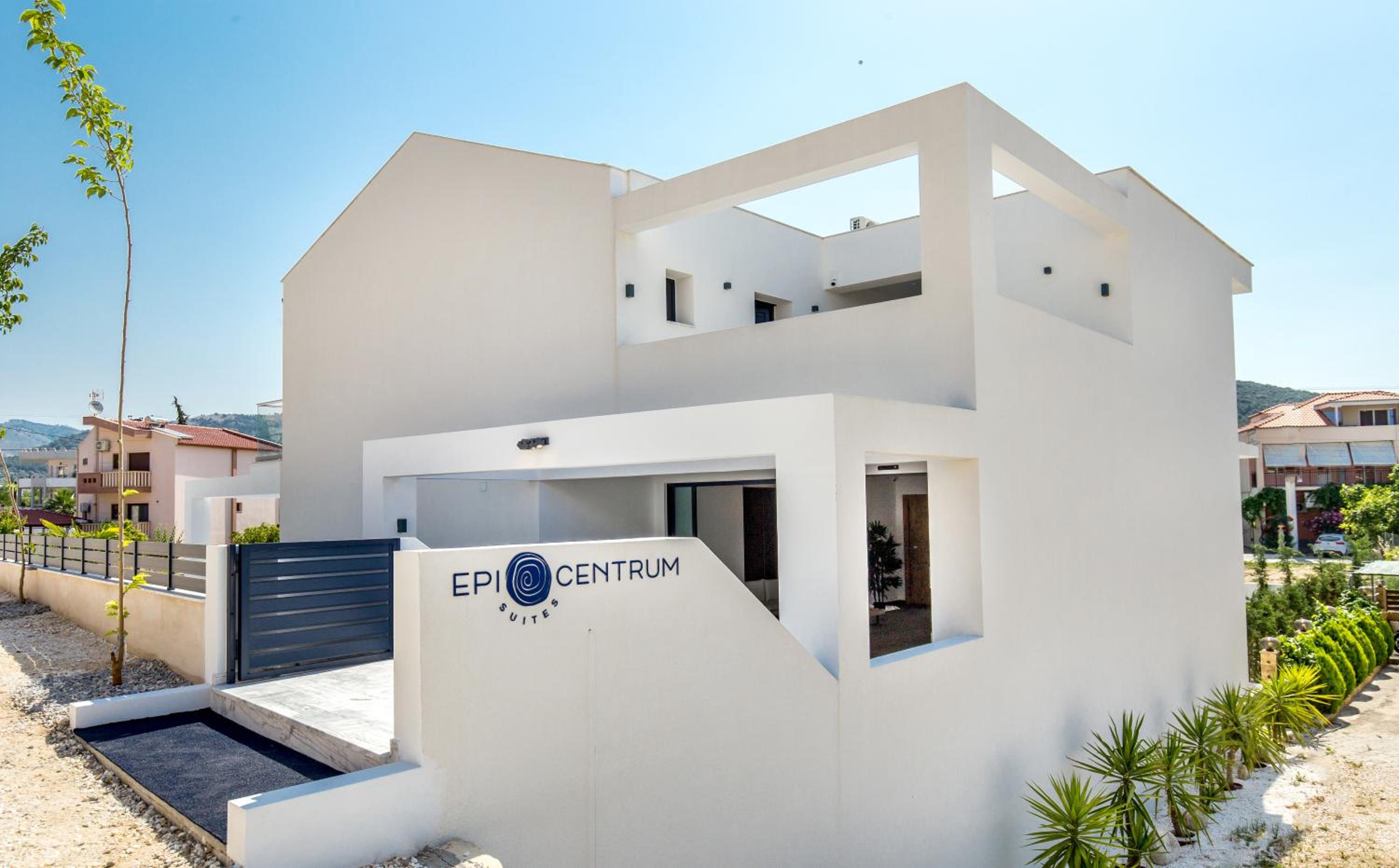 Epicentrum Suites