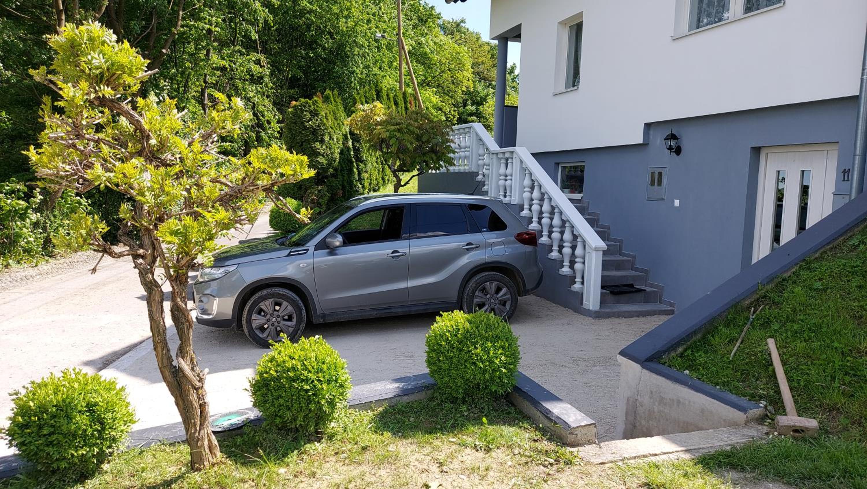 Odisea Hill House - Modern Holiday Home with swimming pool, sauna, jacuzzi, WiFi and 2 bedrooms, near Varazdin