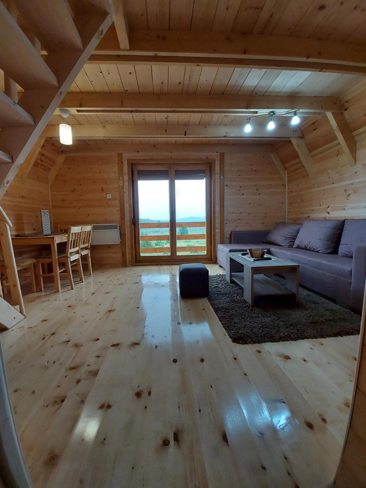 Holiday Homes B&V view 3