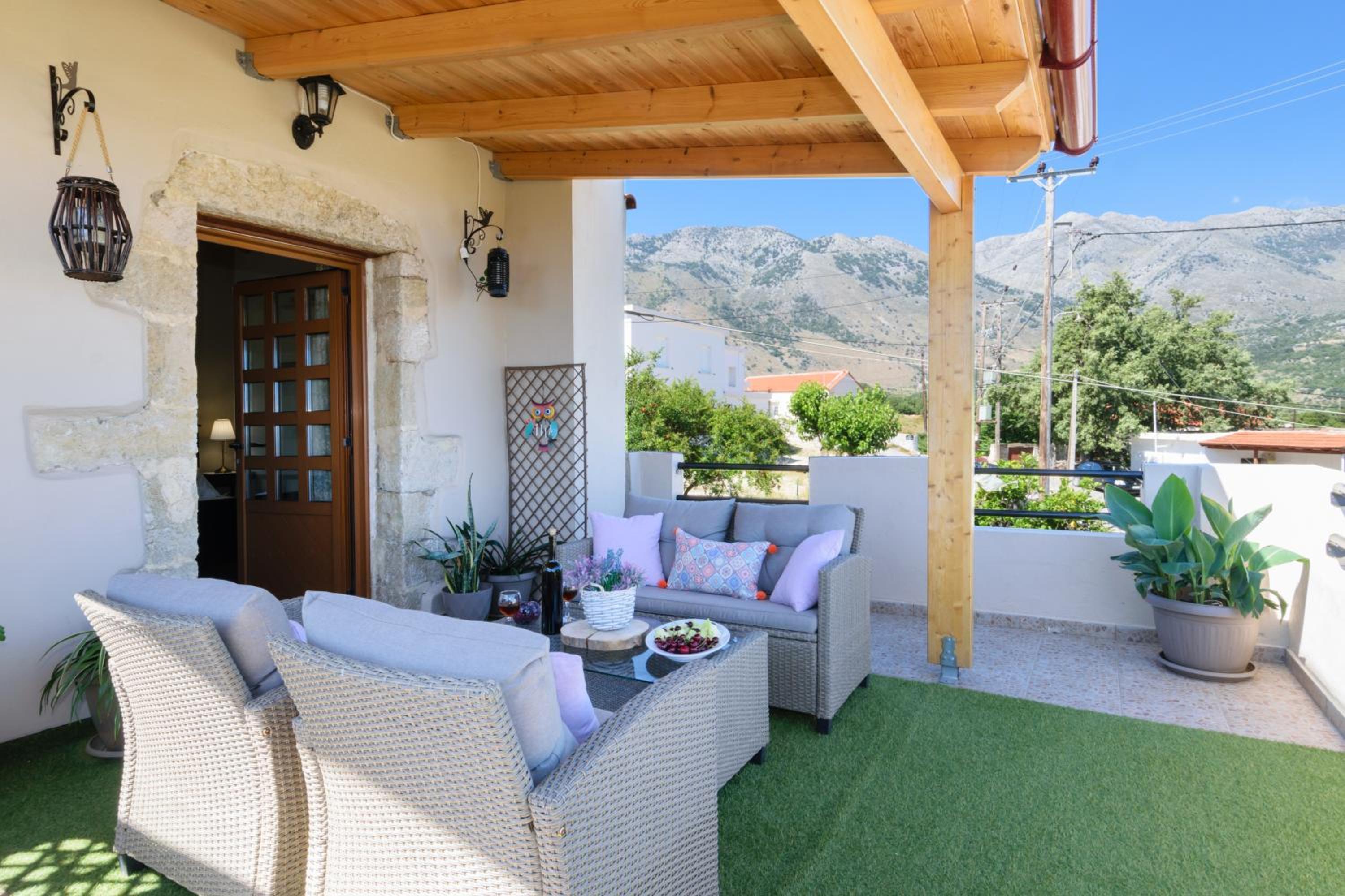 Casa Vasilia Traditional Home photo 5