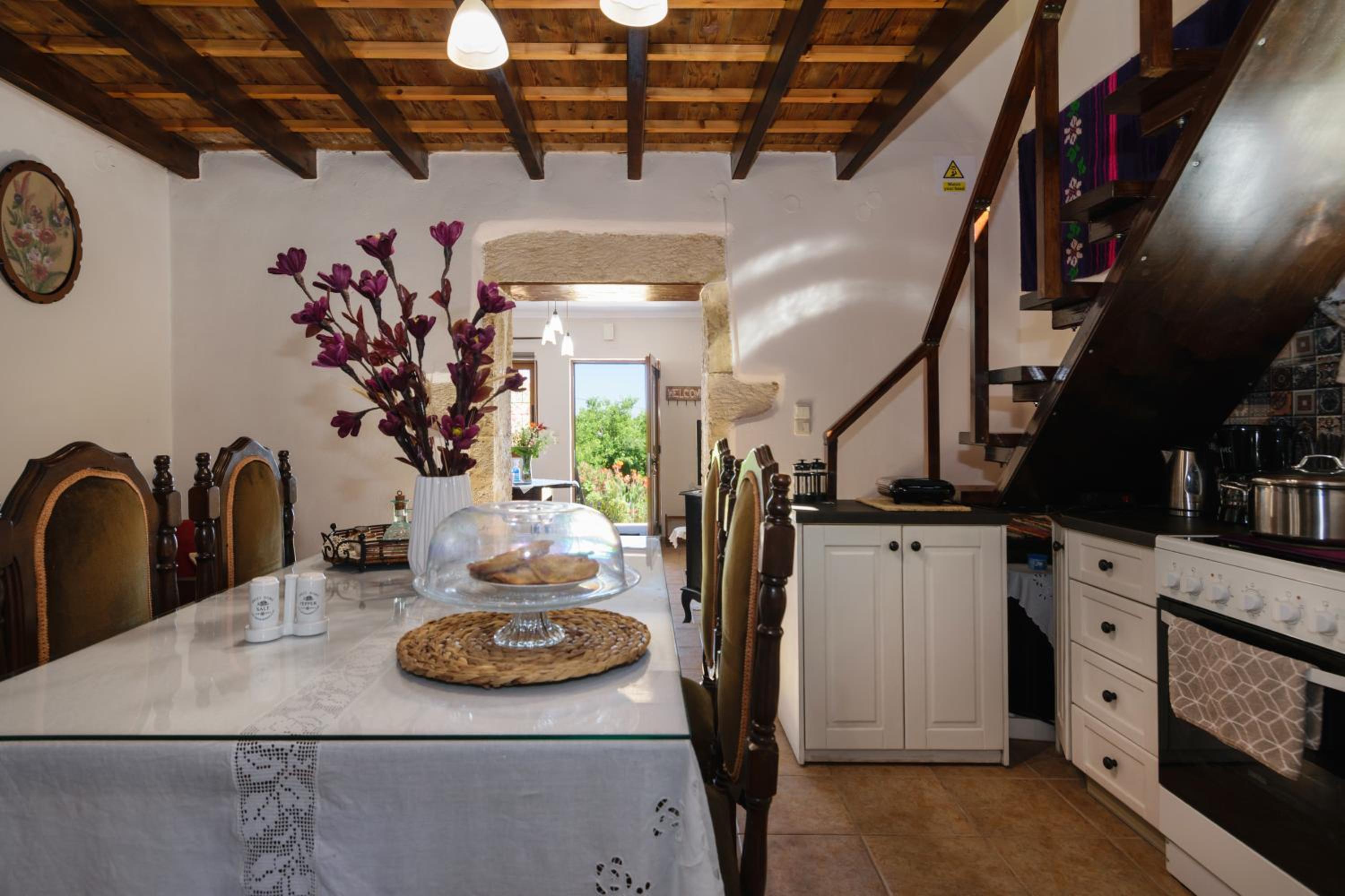 Casa Vasilia Traditional Home photo 3