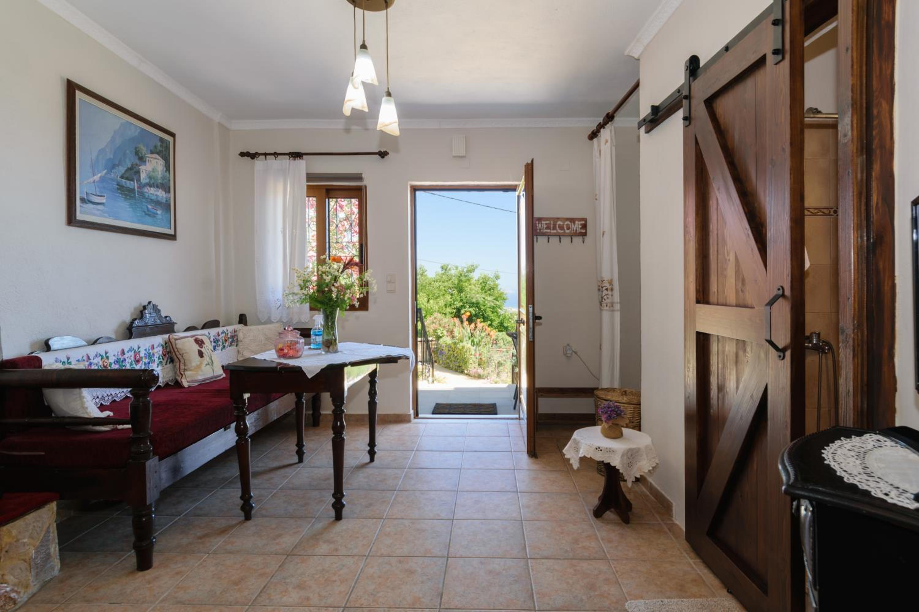 Casa Vasilia Traditional Home photo 2