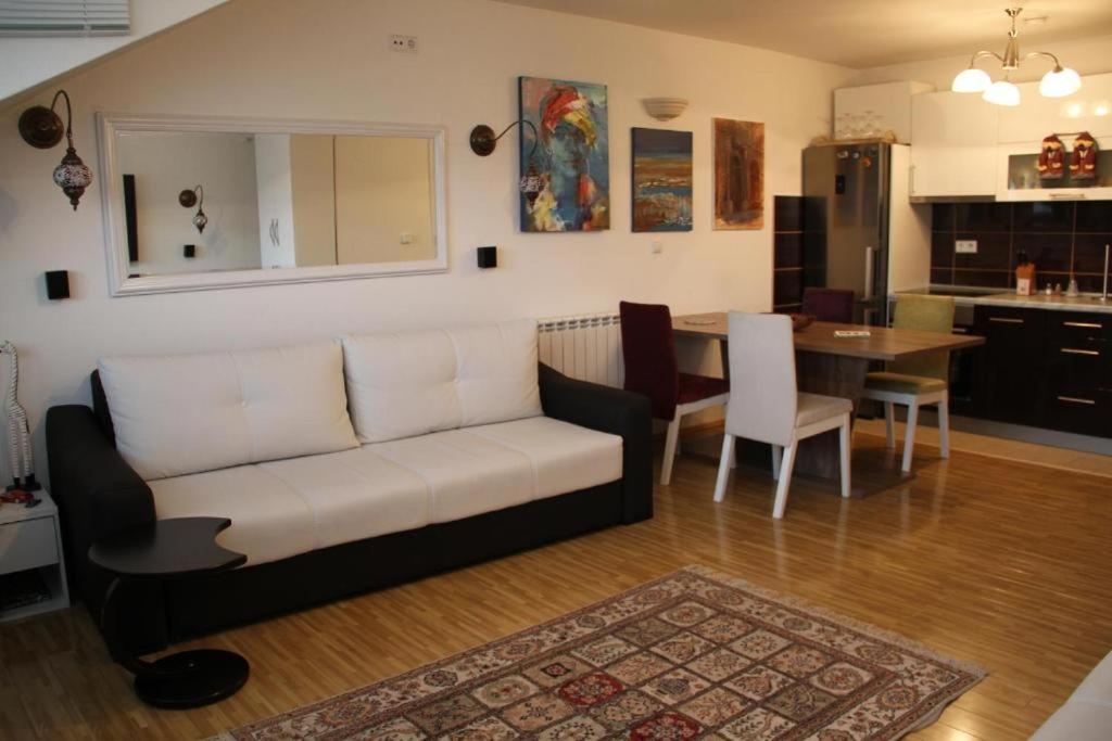 Apartments Town Center