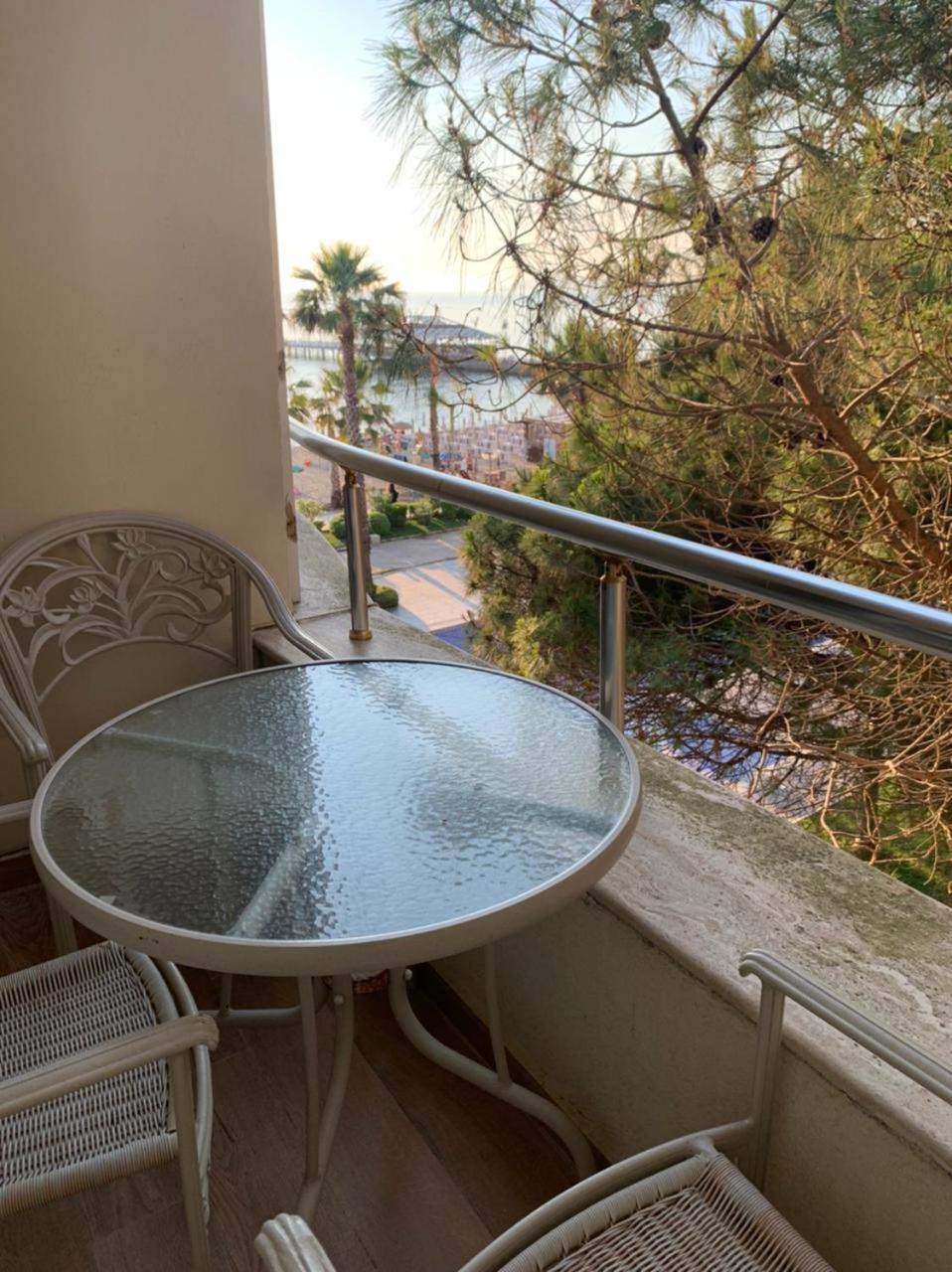 Mia's Sea View Apartment
