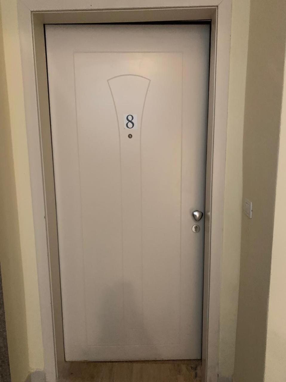 Mia's Sea View Apartment