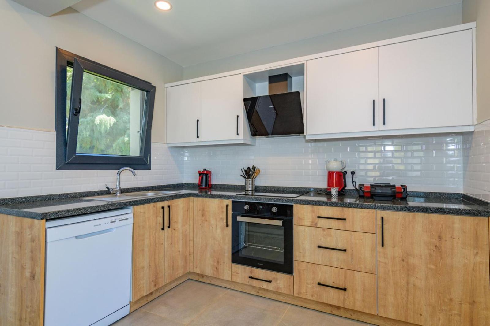 Villa Aromatherapy - Image 36