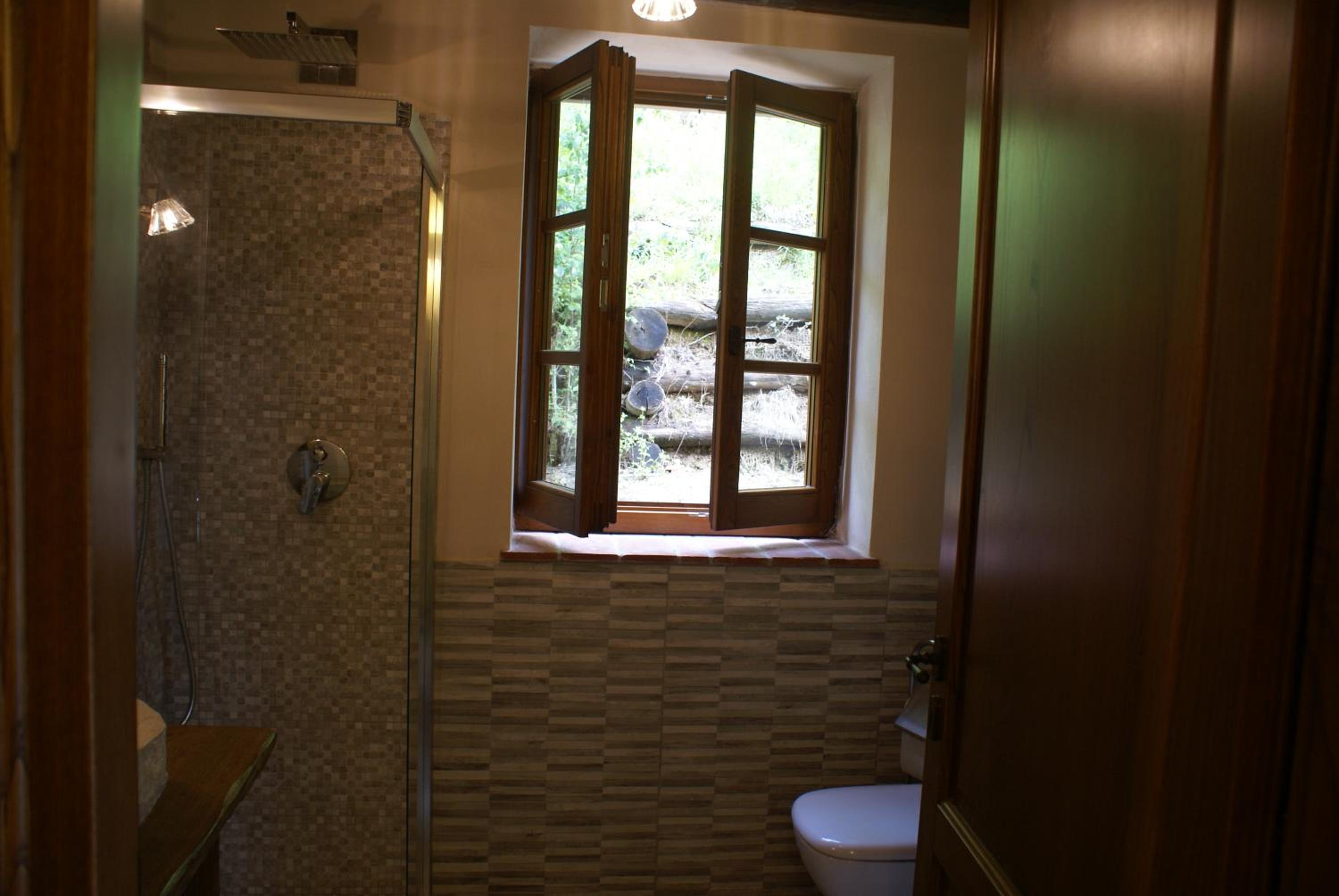 Photo 32