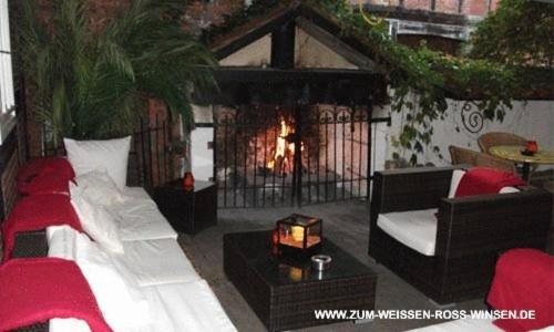 Hotel Zum Weißen Roß view 4