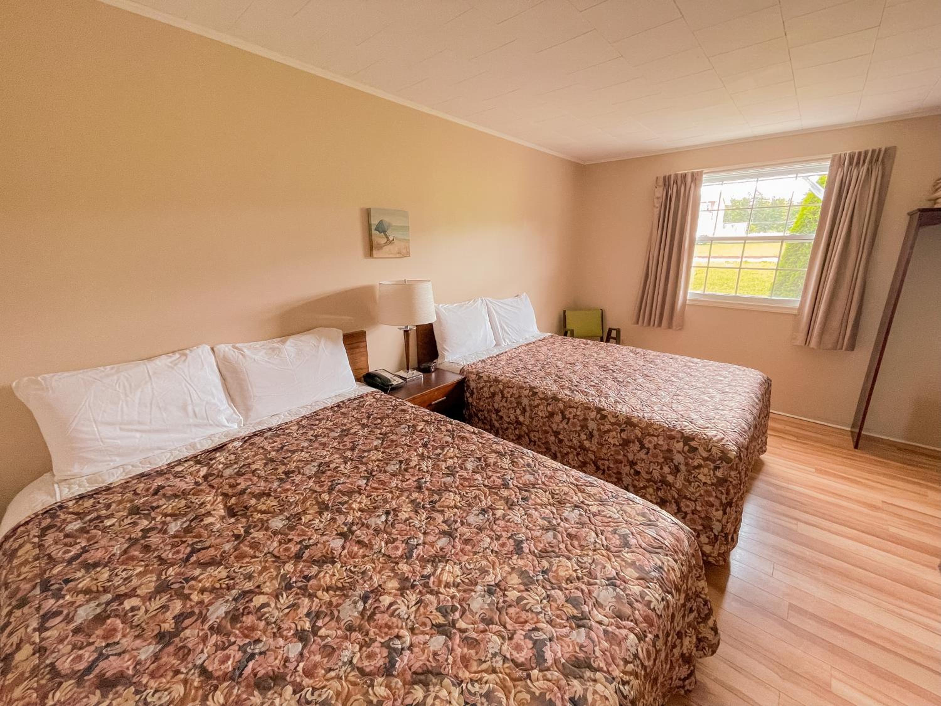 Silverwood Motel
