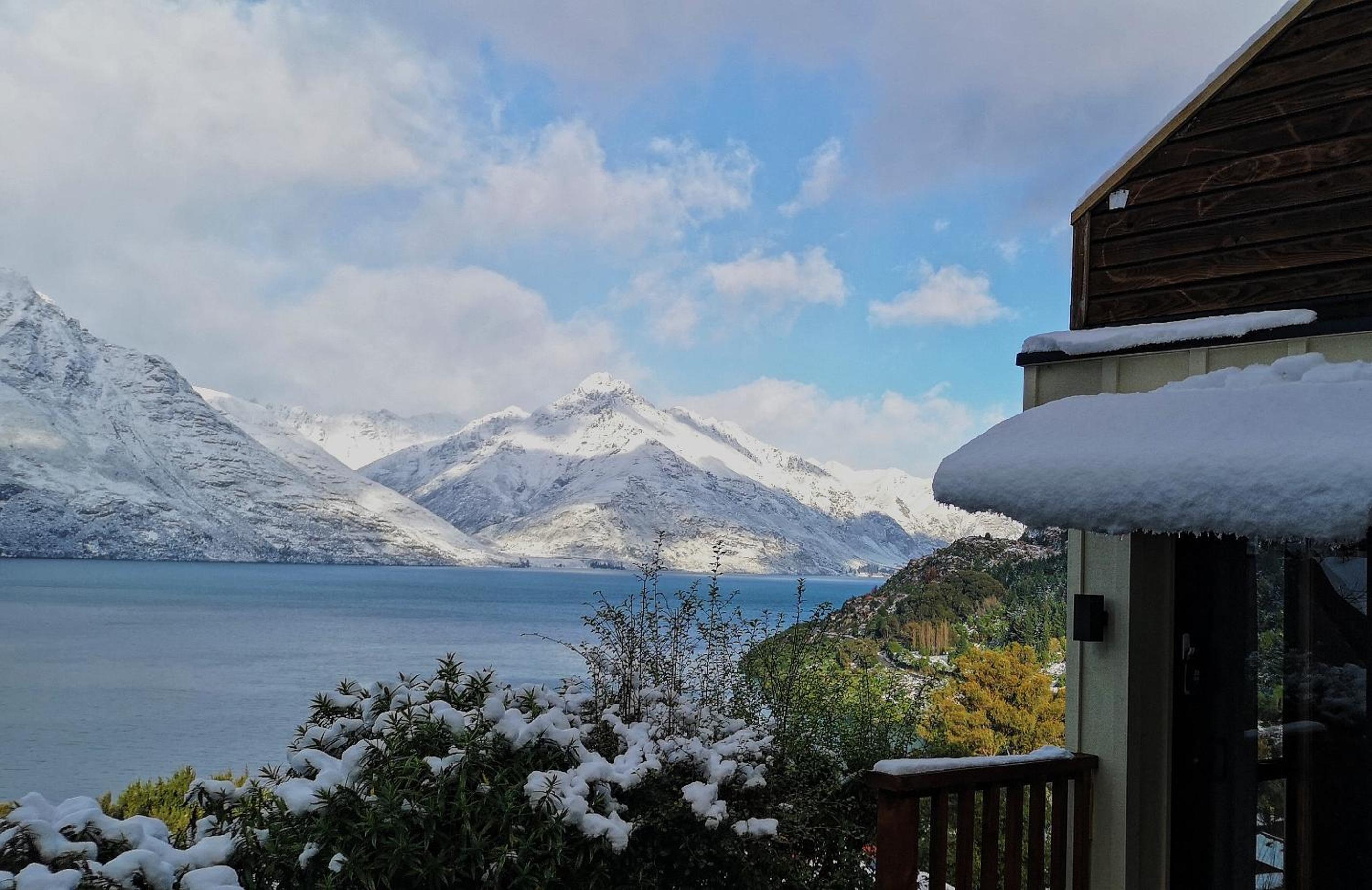 Queenstown Lakeview Holiday Home-5mins to town