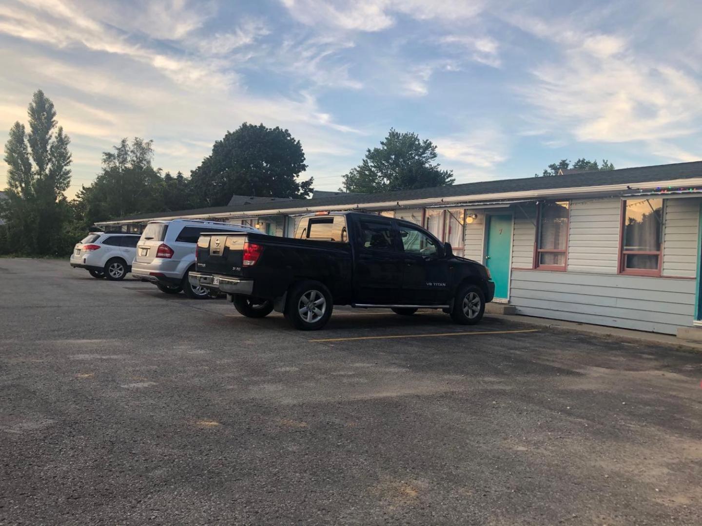 Stop 21 Motel