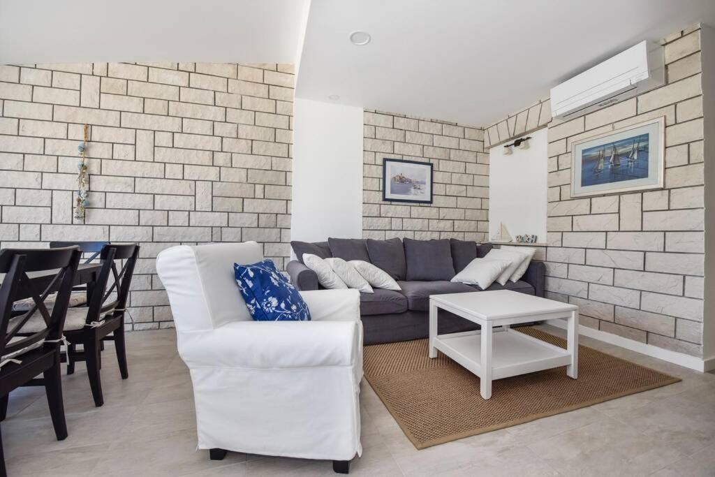 Apartment in Casa Porta Luna, Gajac, Novalja