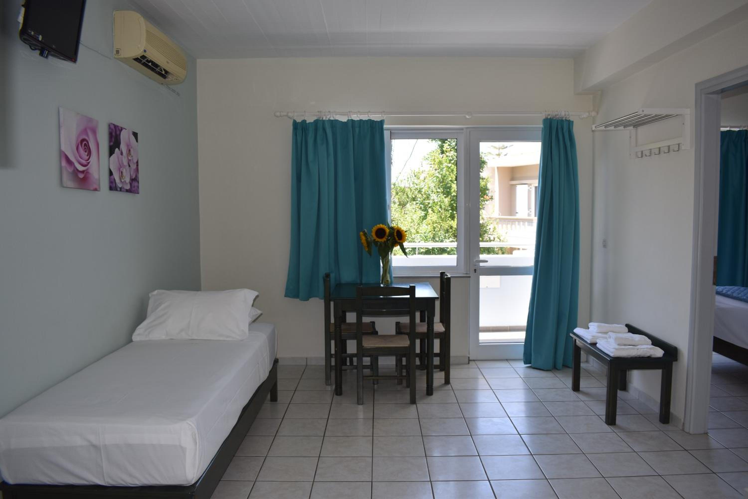 Photo 23