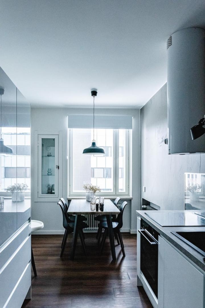90m2 on pedestrian street on Top Floor, penthouse suite, great view! Incl linen and all view 4