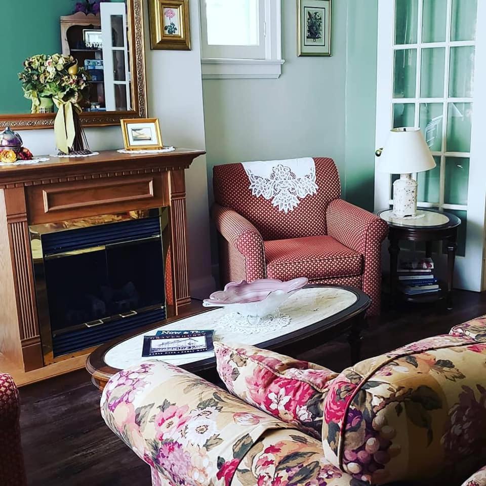 Blue Spruce Bed and Breakfast Muskoka