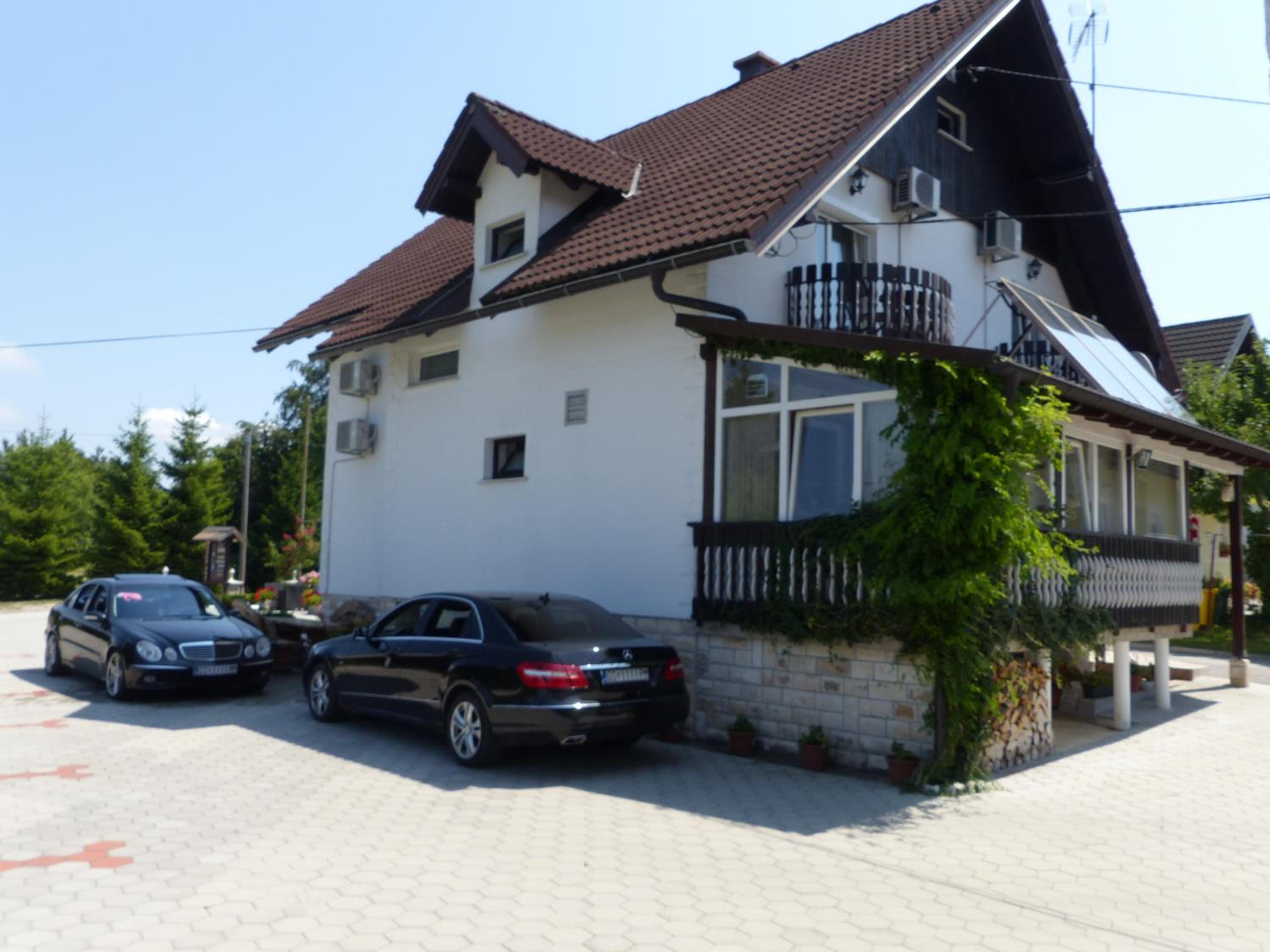 Photo 47