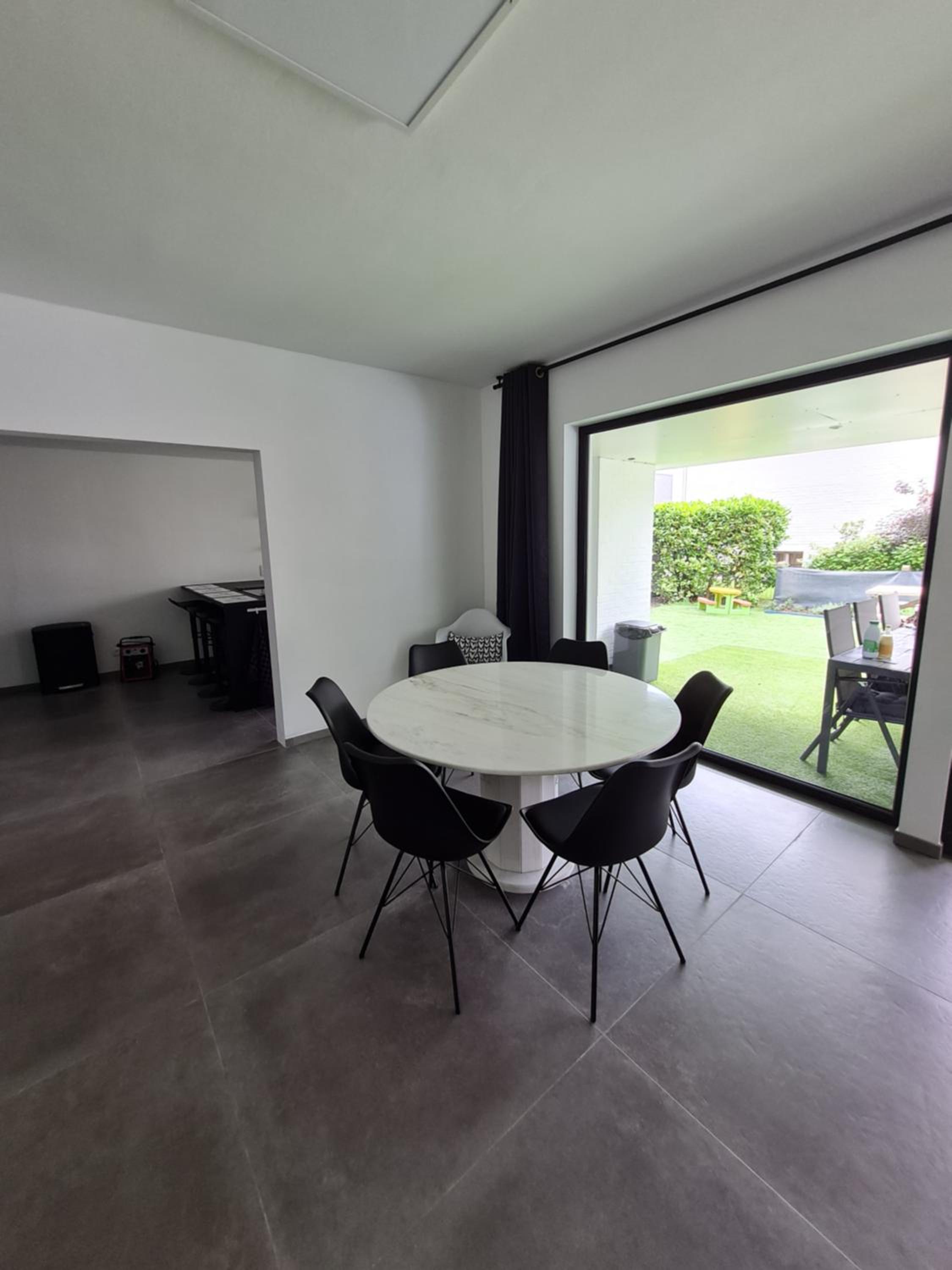 The White Villa