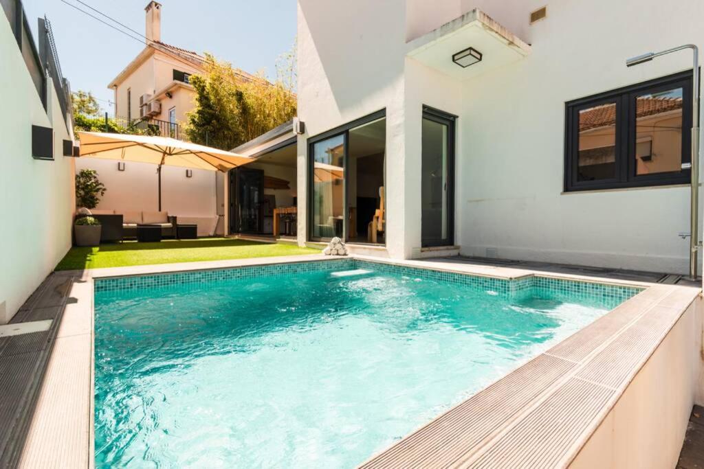 Heated Pool & Sauna Bliss - Luxury 4BR Villa view 4