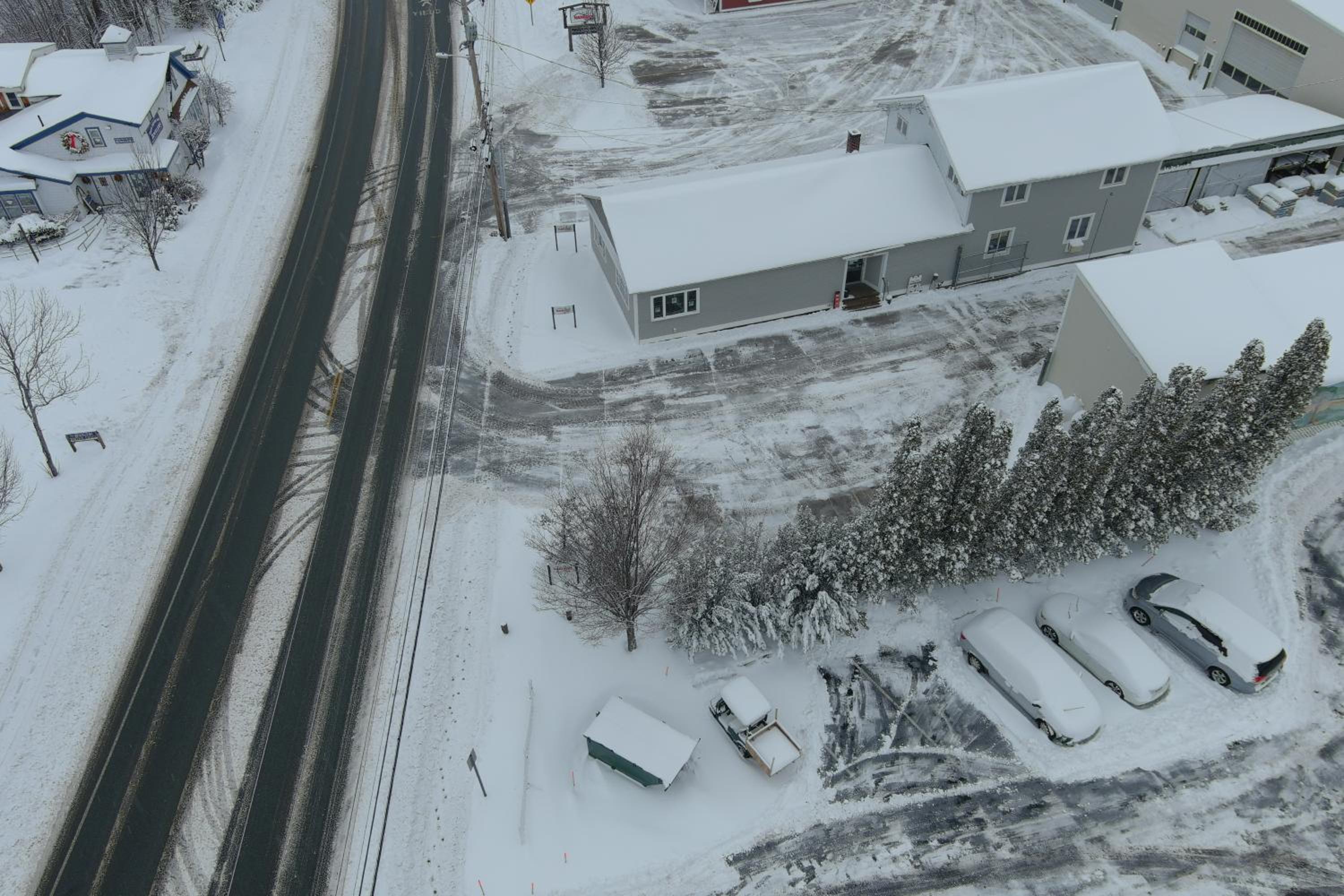 Colonial Motel