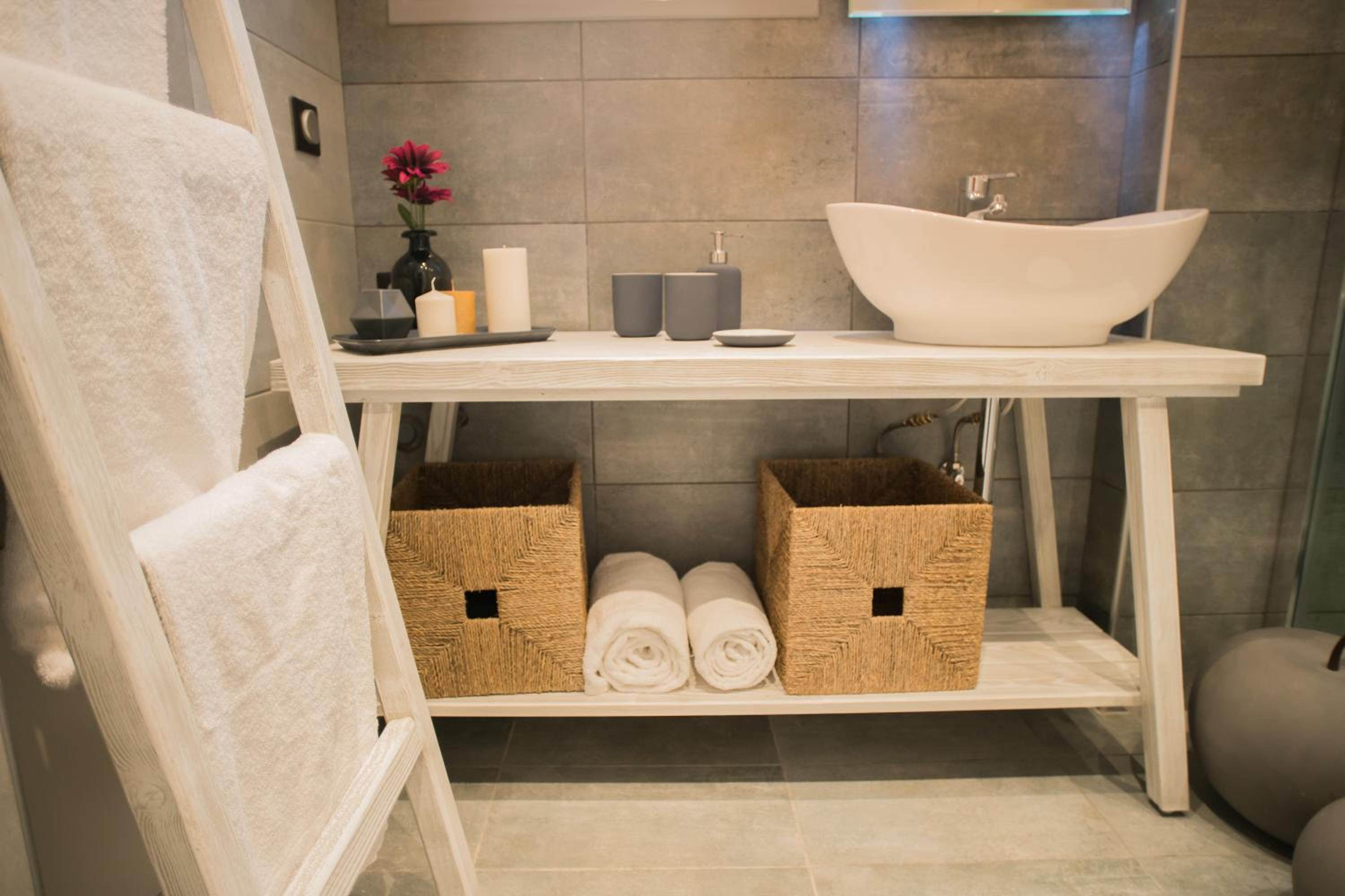 Athenian Living Suites