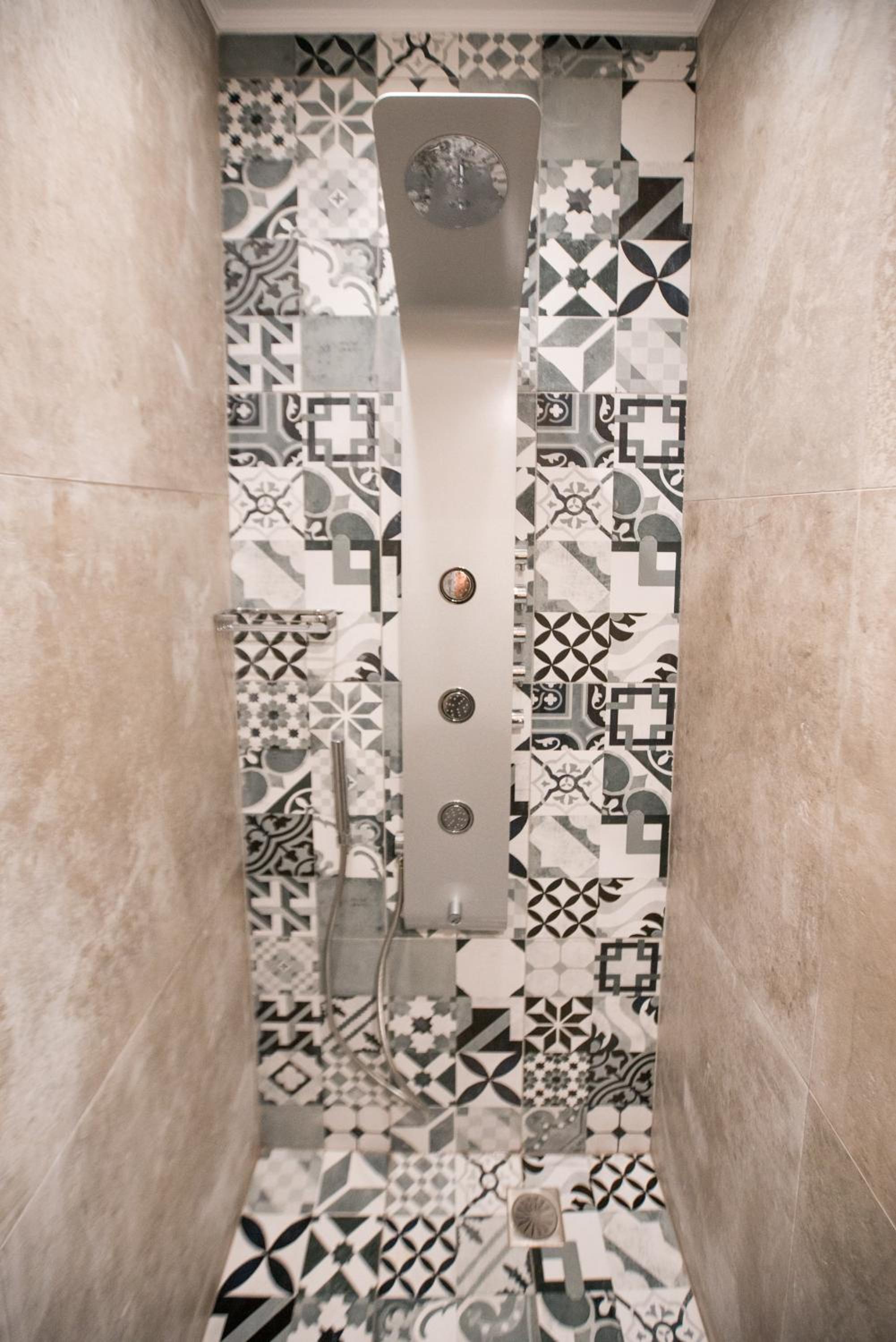 Athenian Living Suites