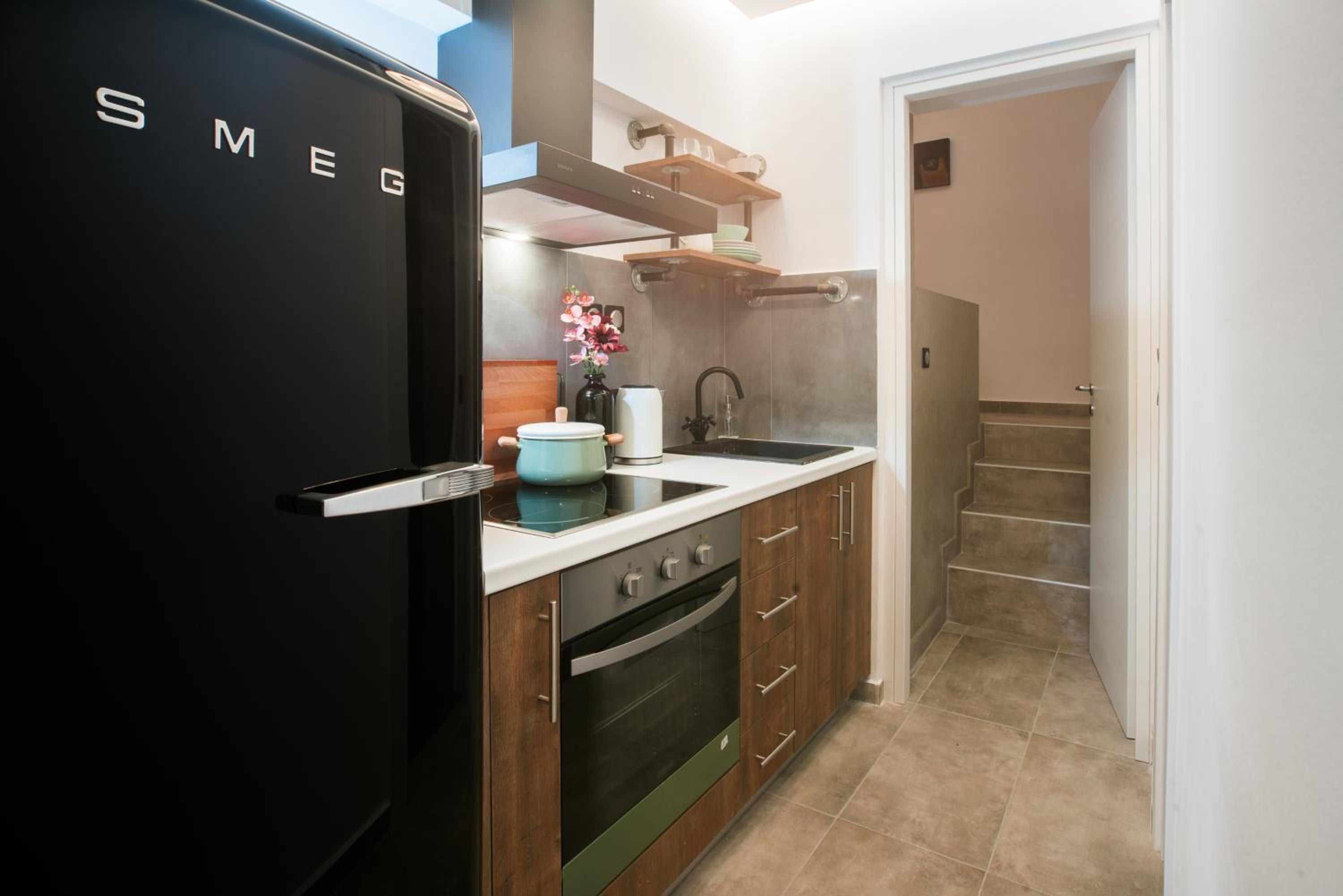 Athenian Living Suites