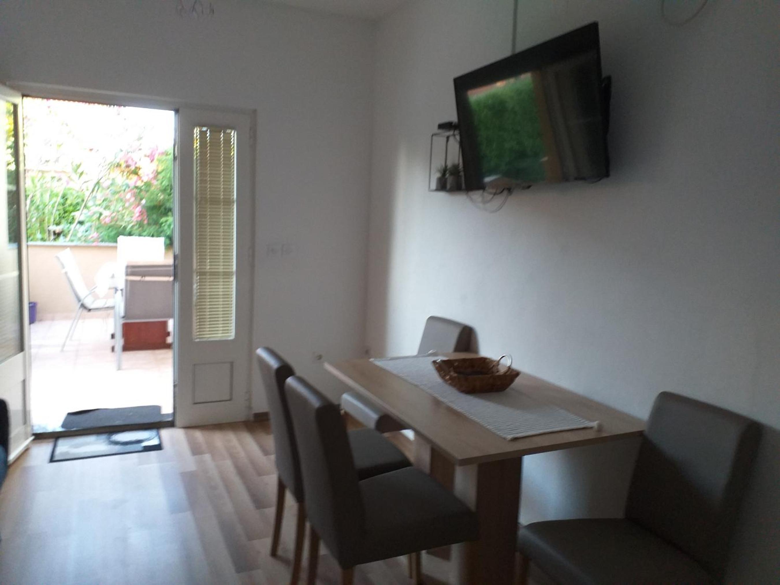 Apartments Golić