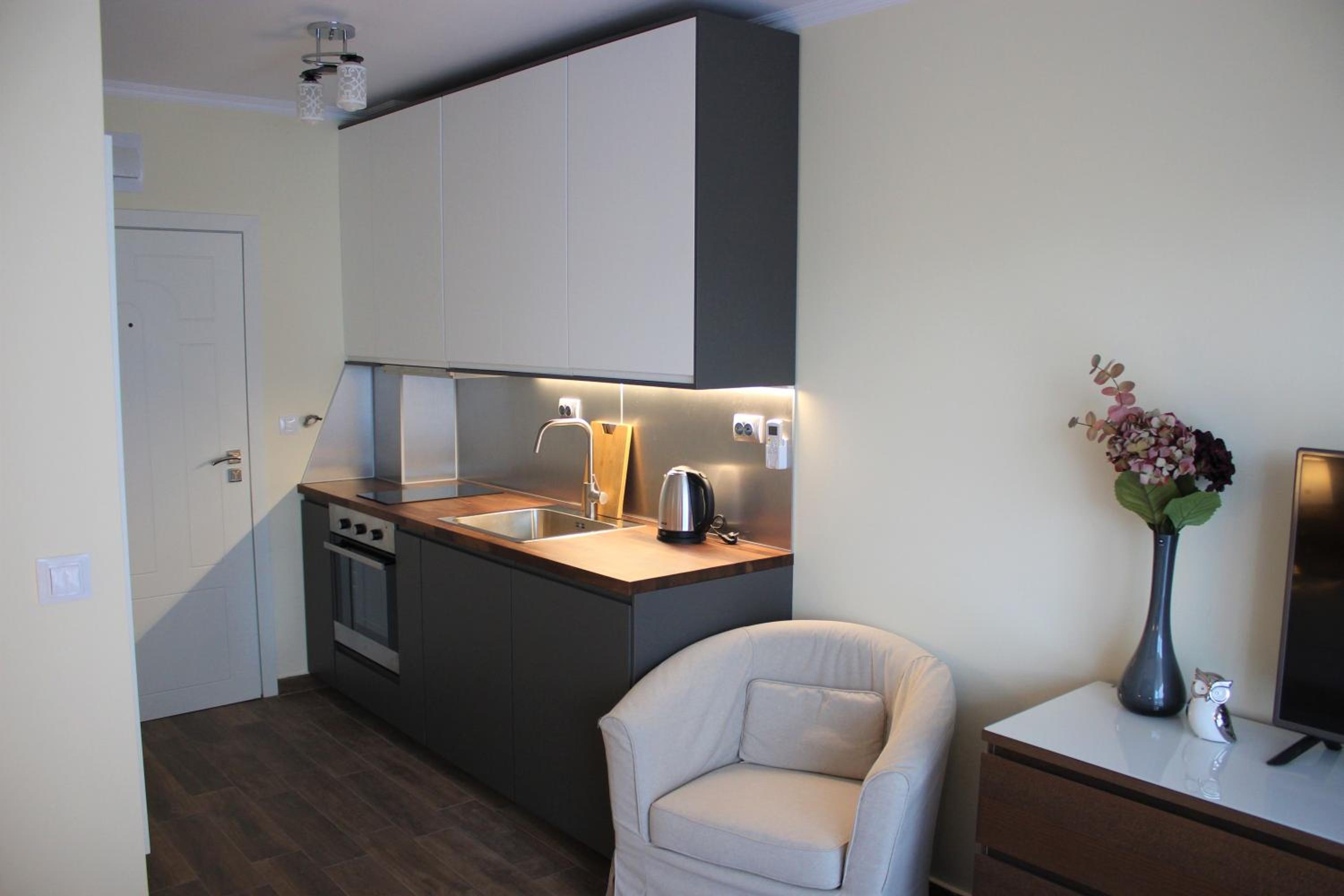 Valencia Gardens Luxury Studios